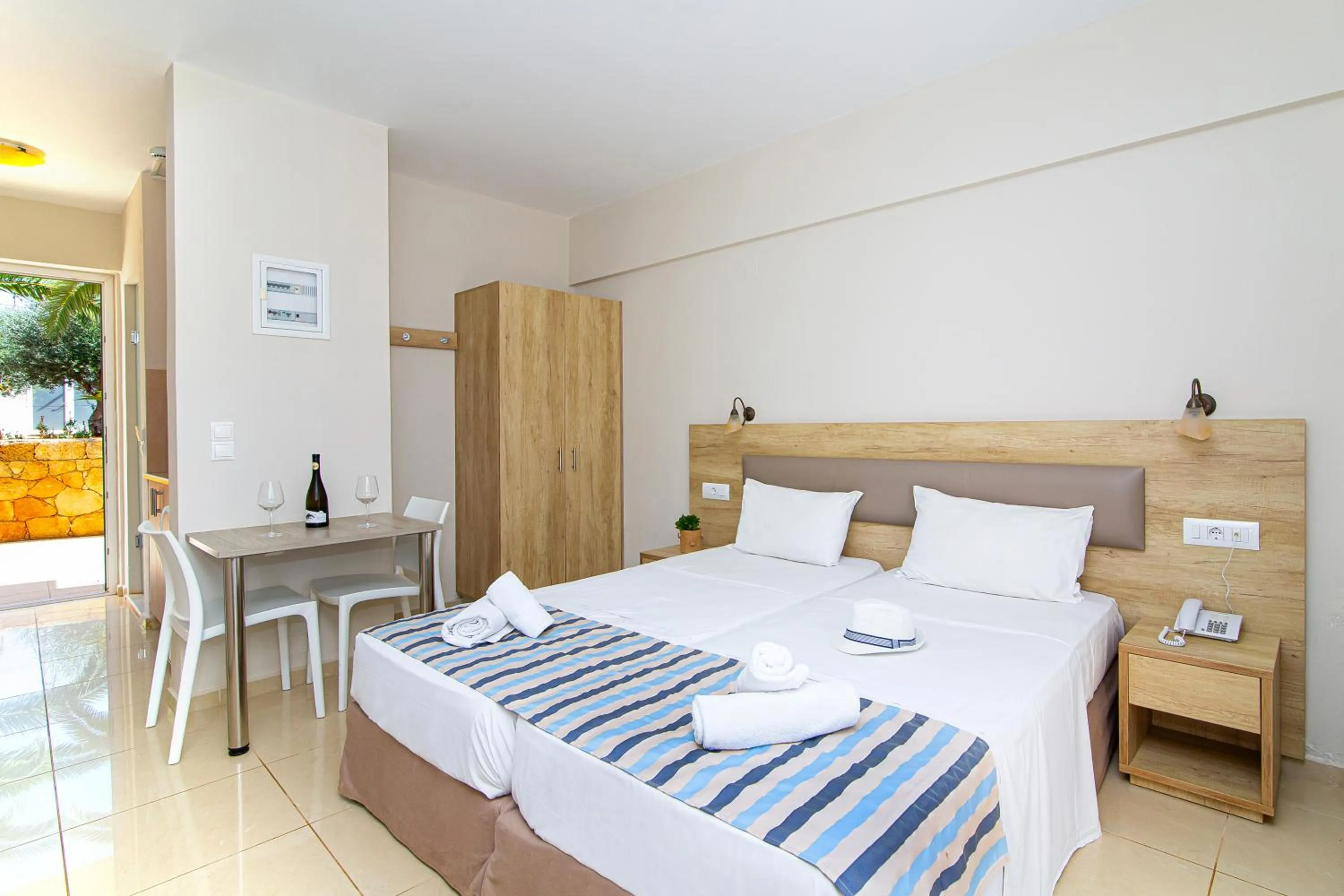 Bedroom, Bed in Theo Star Beach Hotel