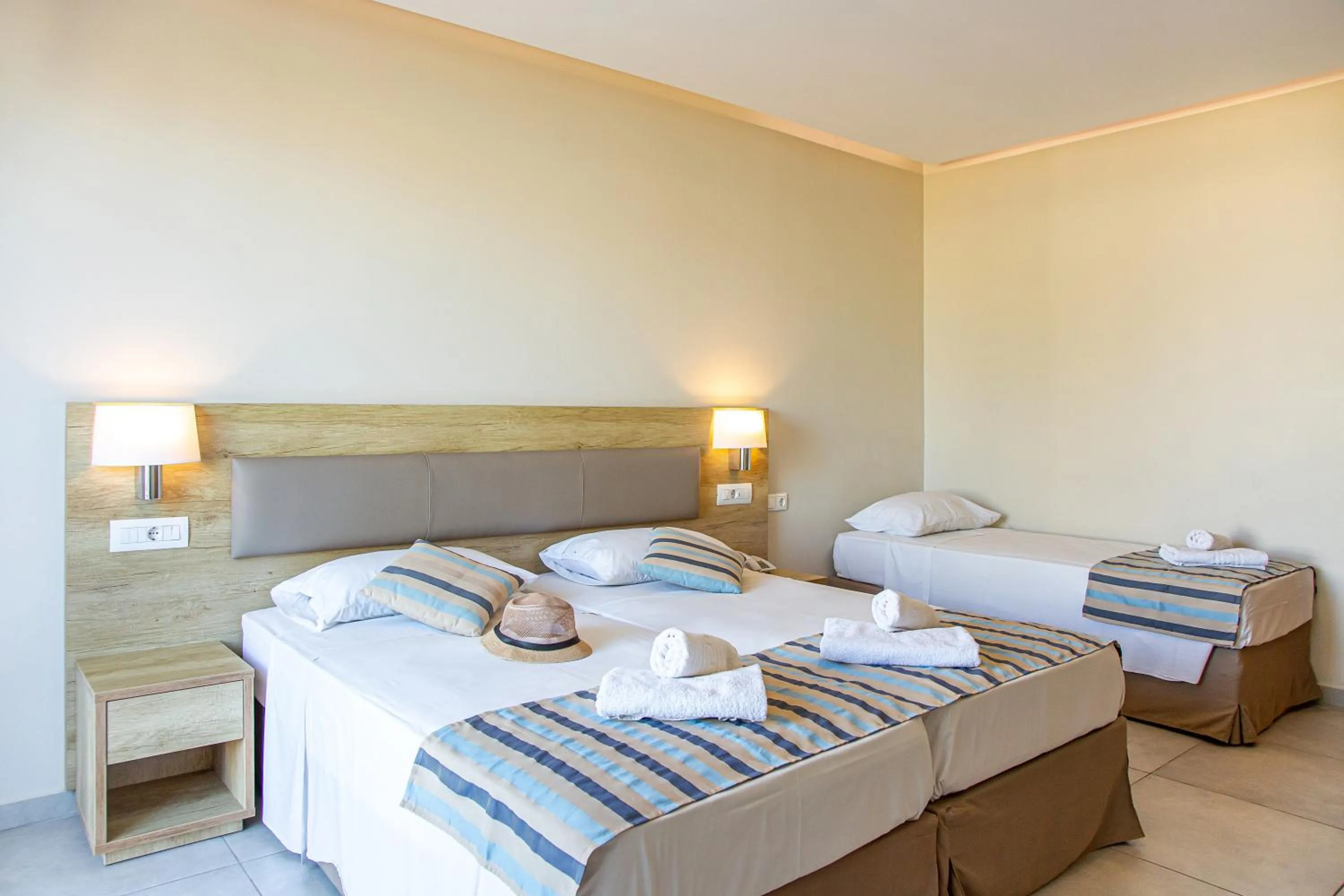 Photo of the whole room, Bed in Theo Star Beach Hotel