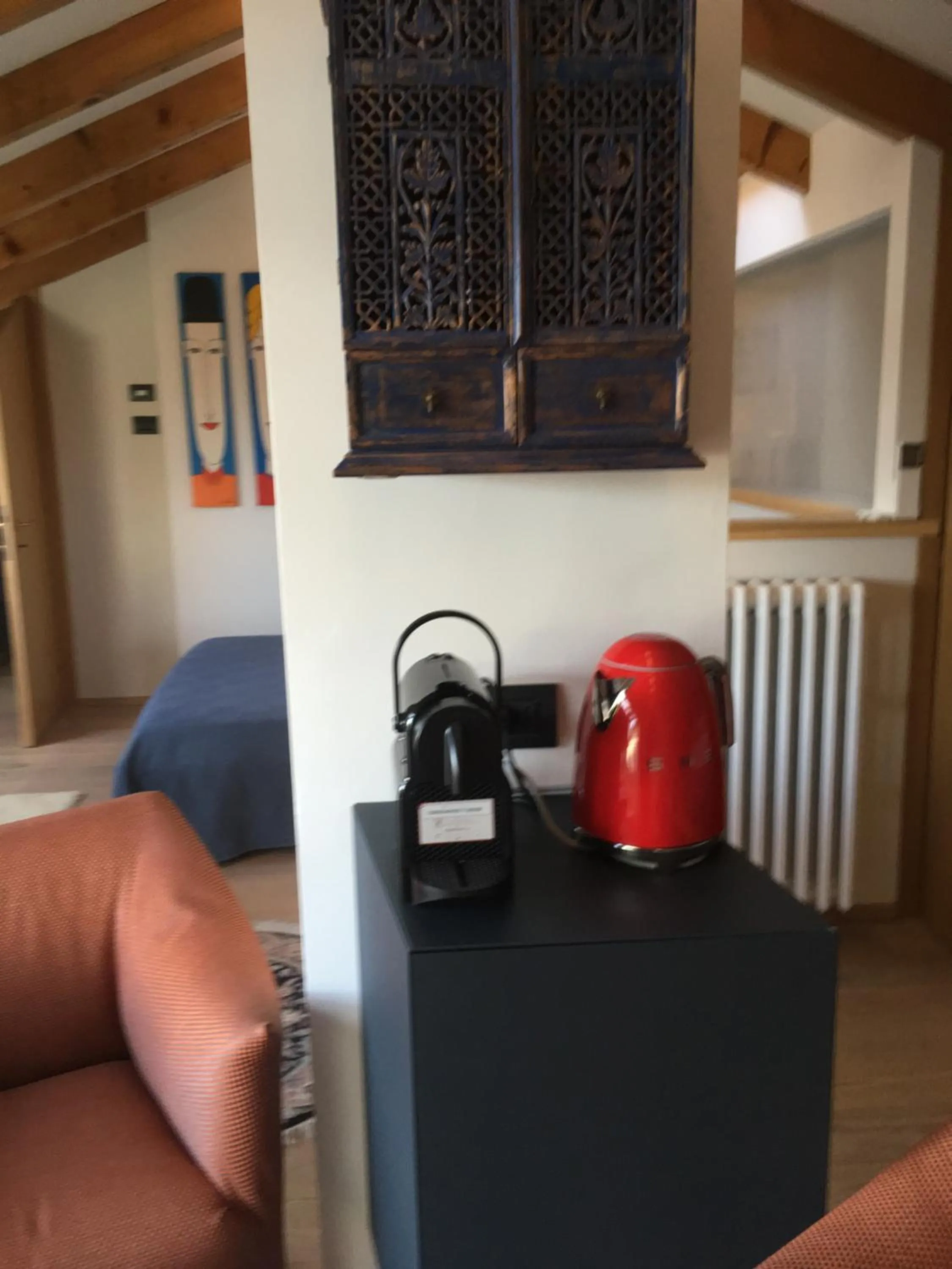 Coffee/tea facilities in Suite Ananda