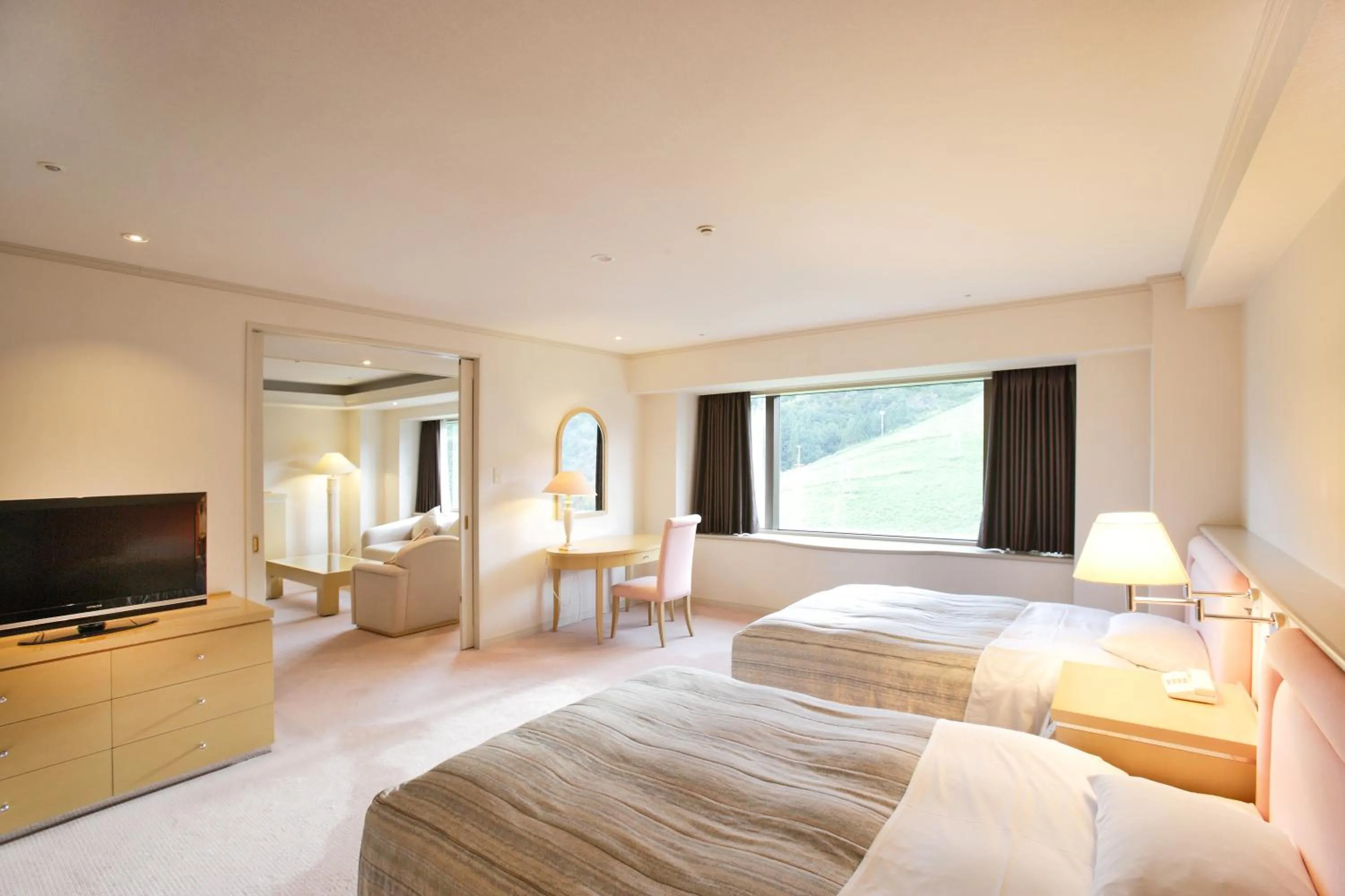 Bedroom, Bed in NASPA New Otani