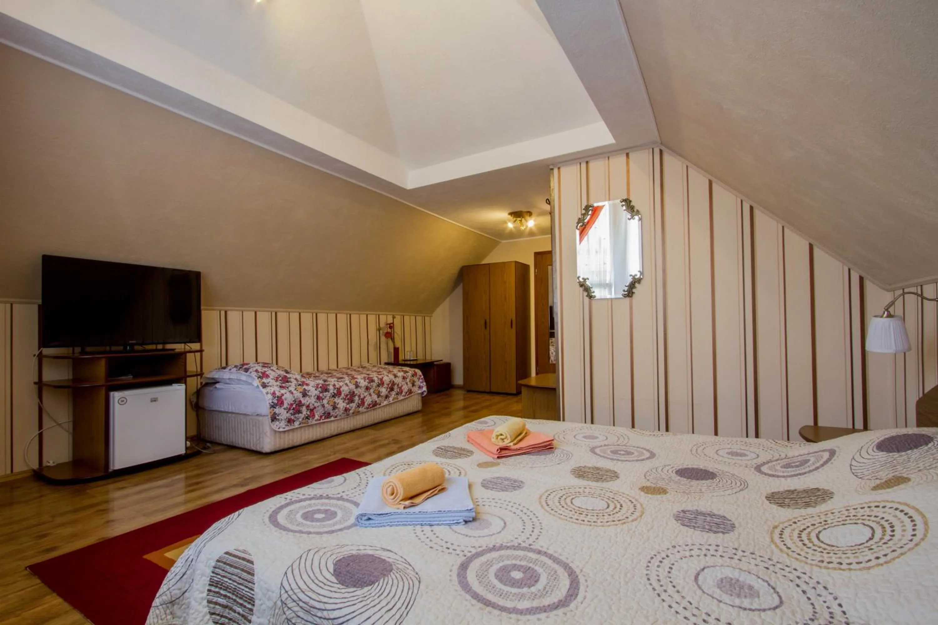 Photo of the whole room, Bed in Pension Casa Timar