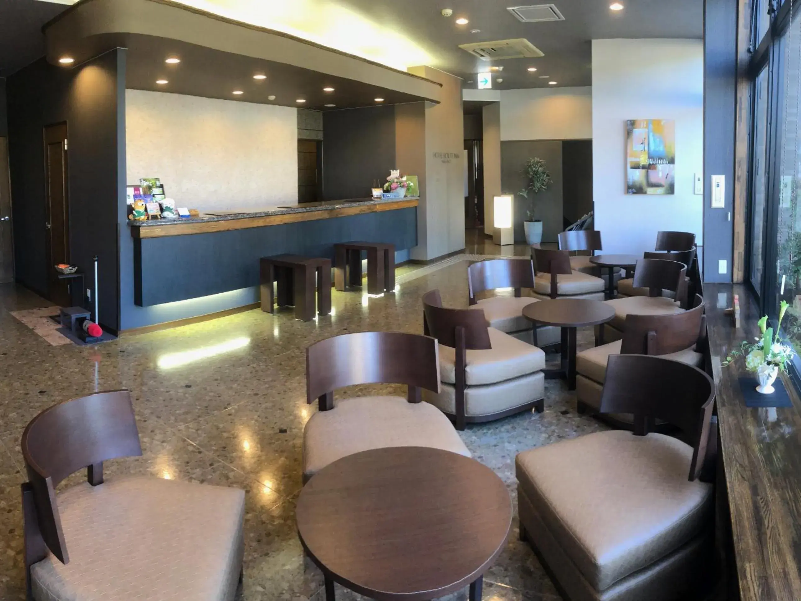 Lobby or reception in Hotel Route-Inn Nakano Lobby or reception in Hotel Route-Inn Nakano