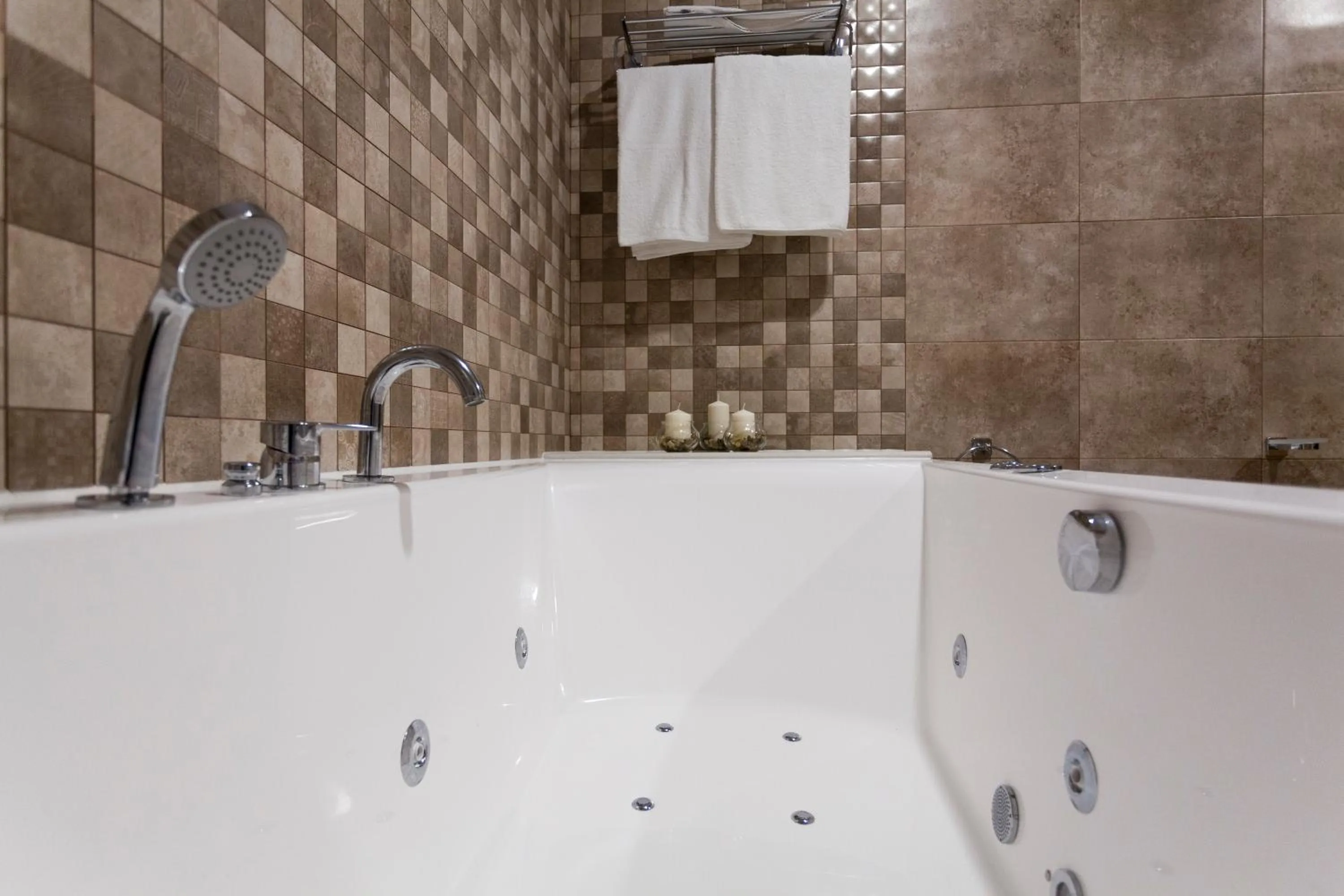 Hot Tub in Hotel A Roldana