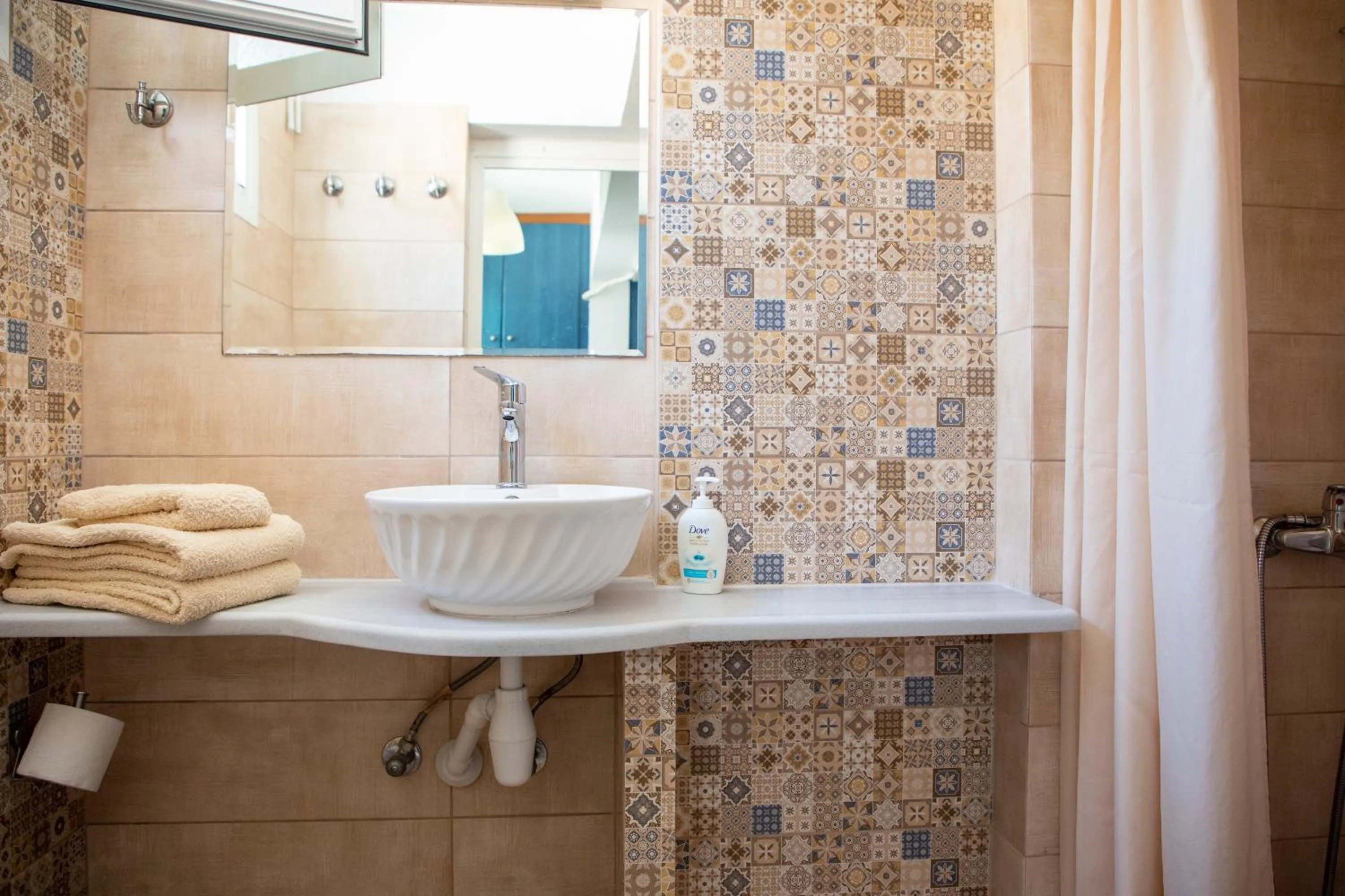 Bathroom in Stefanie Studios