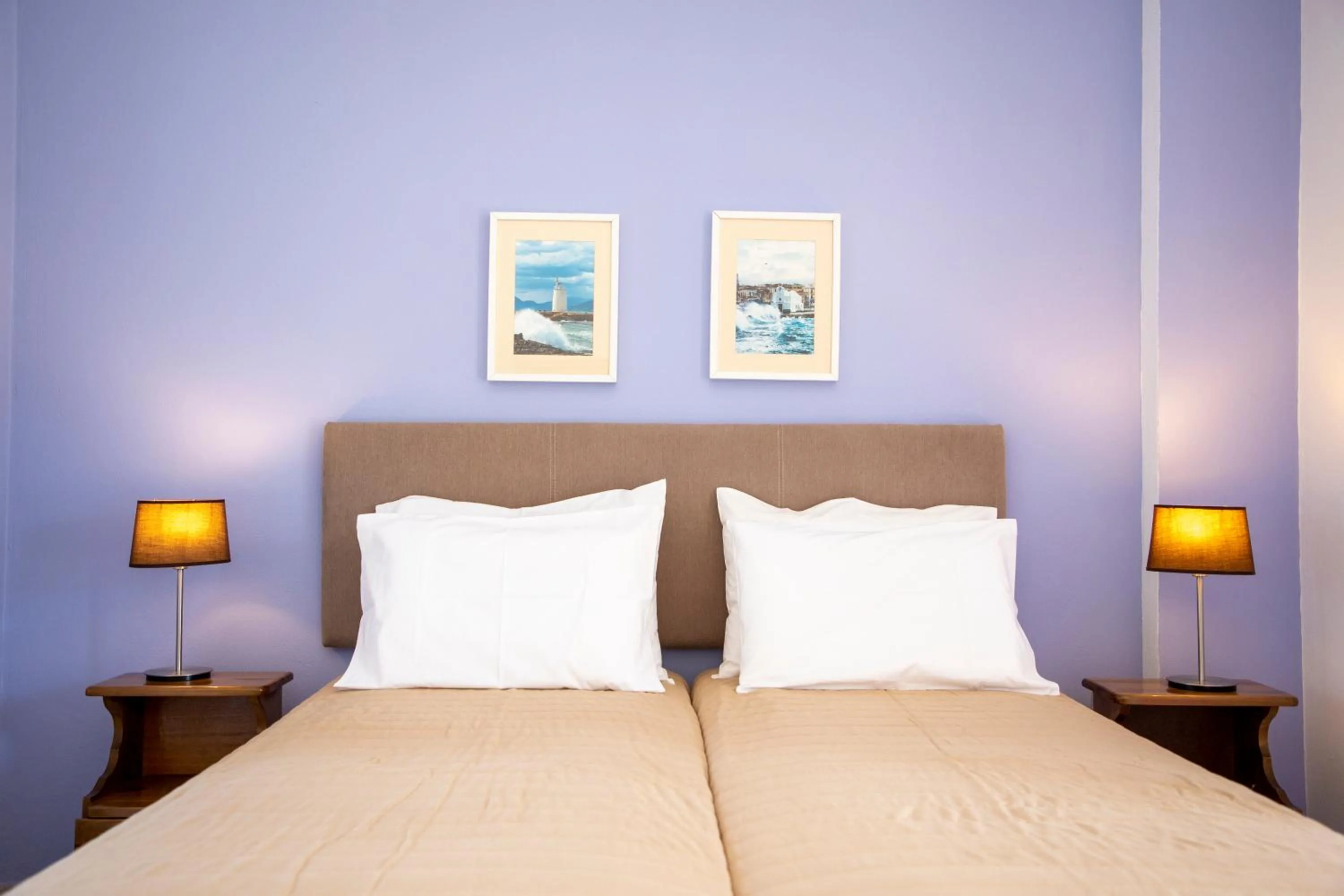 Bed in Stefanie Studios