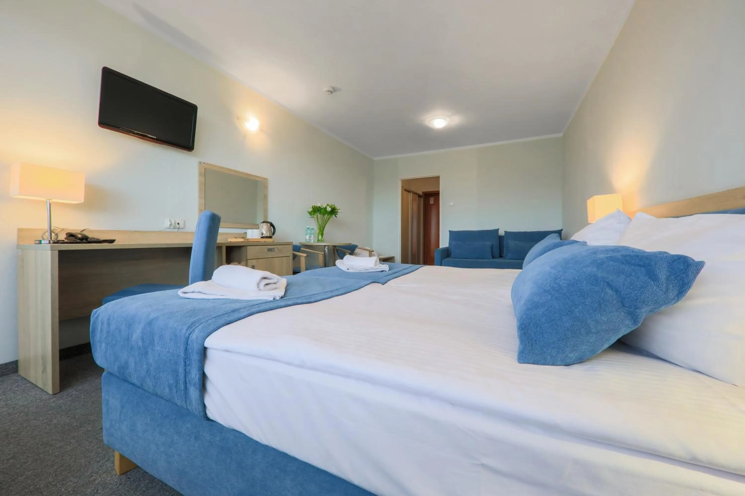 Photo of the whole room, Bed in Hotel ***NAT Świnoujście