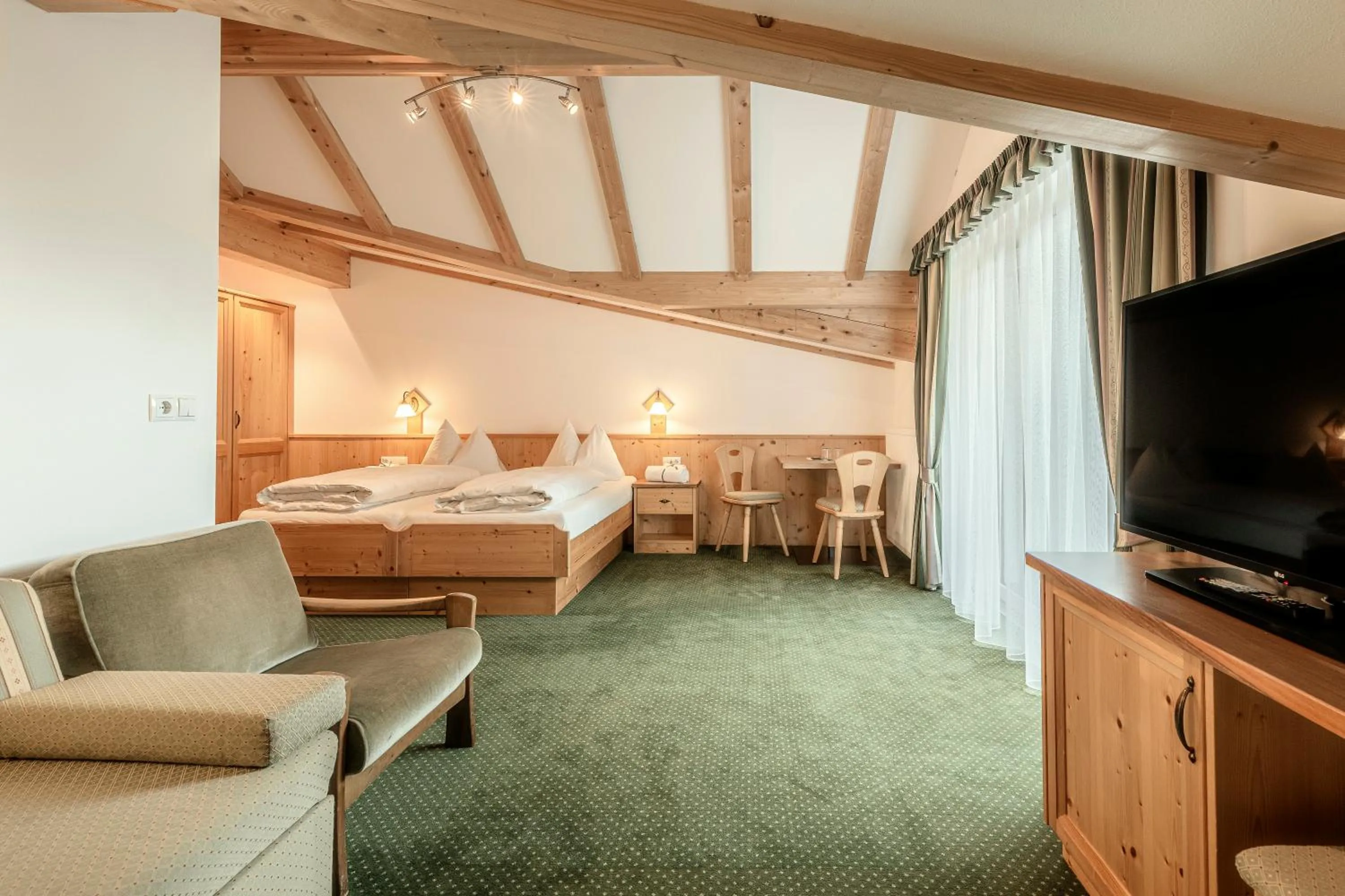 Photo of the whole room, Bed in Christeinerhof