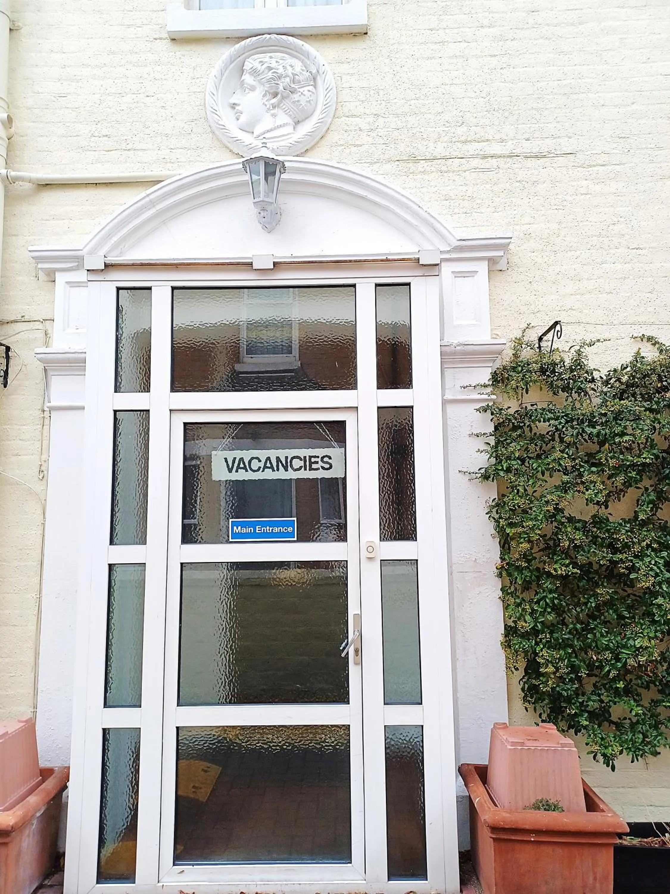 Facade/entrance in Hunters Lodge Guest House