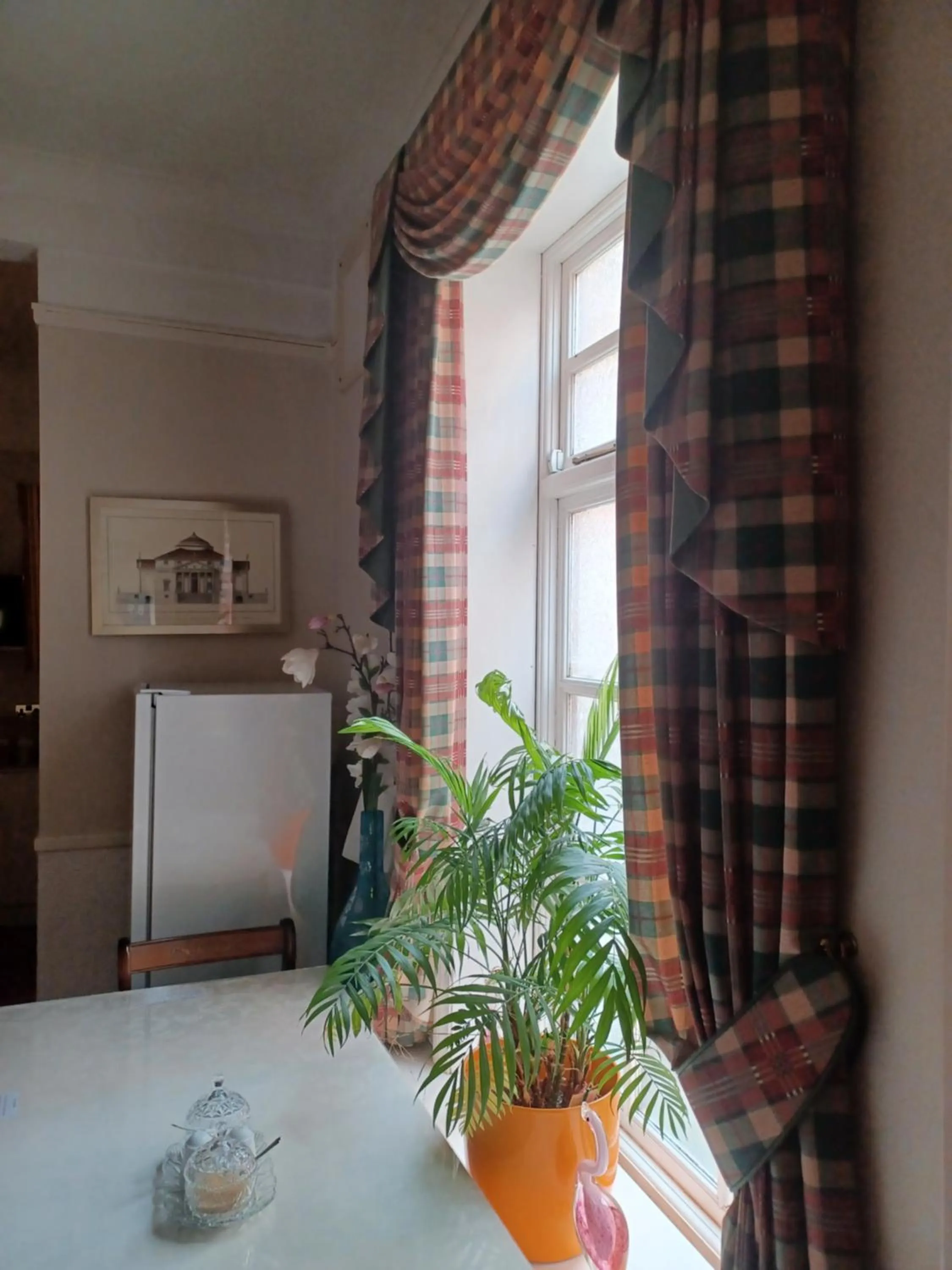 Restaurant/places to eat in Hunters Lodge Guest House