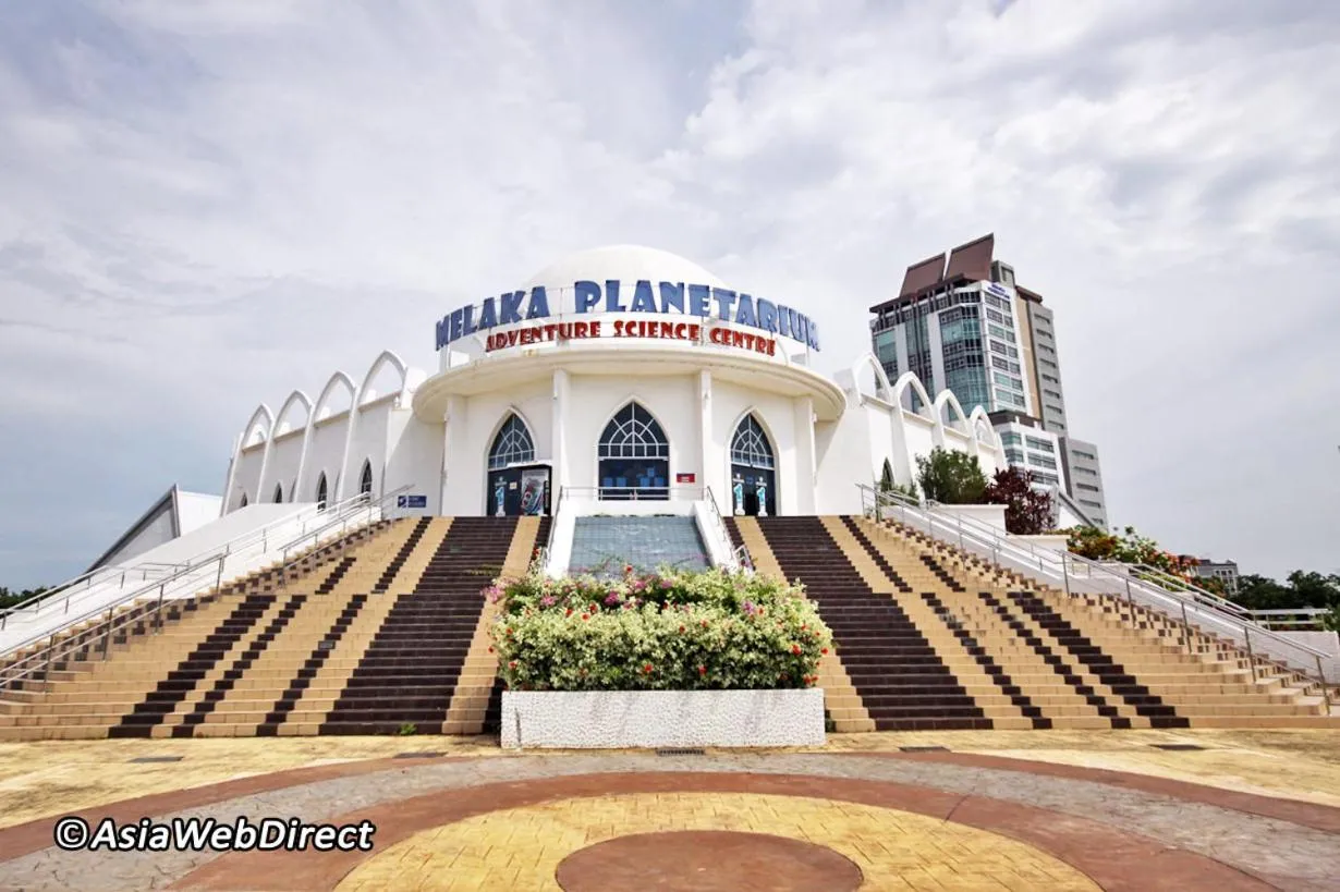 Homestay De MITC Melaka 8 to 10 pax