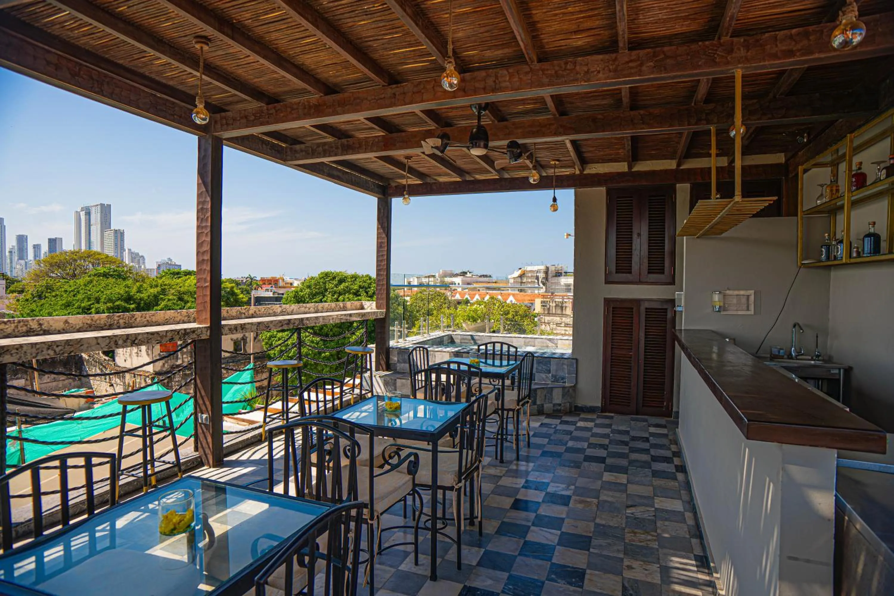 Seating area in Hotel Monaguillo de Getsemaní