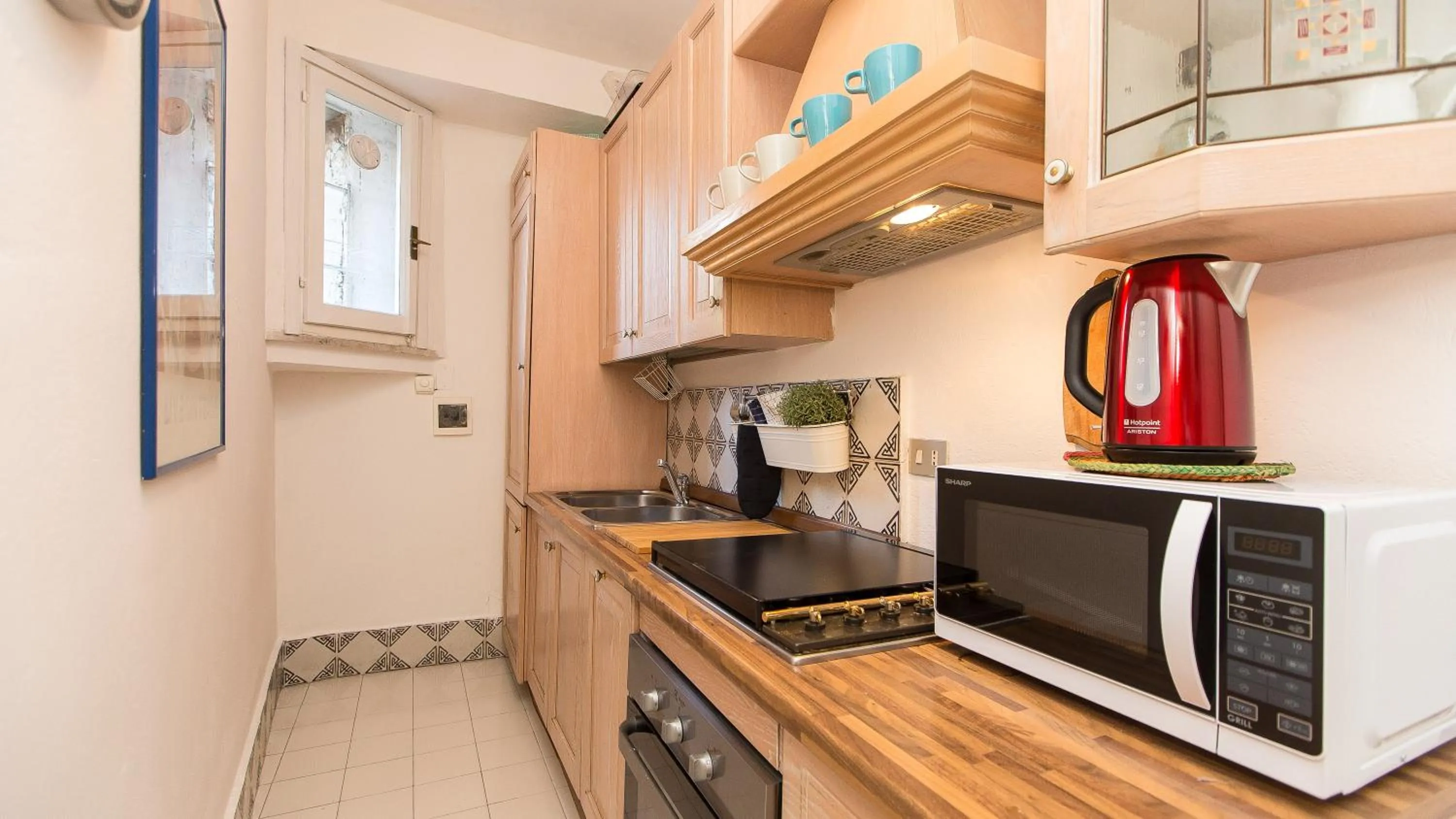 Area and facilities in Rental in Rome Panieri Terrace
