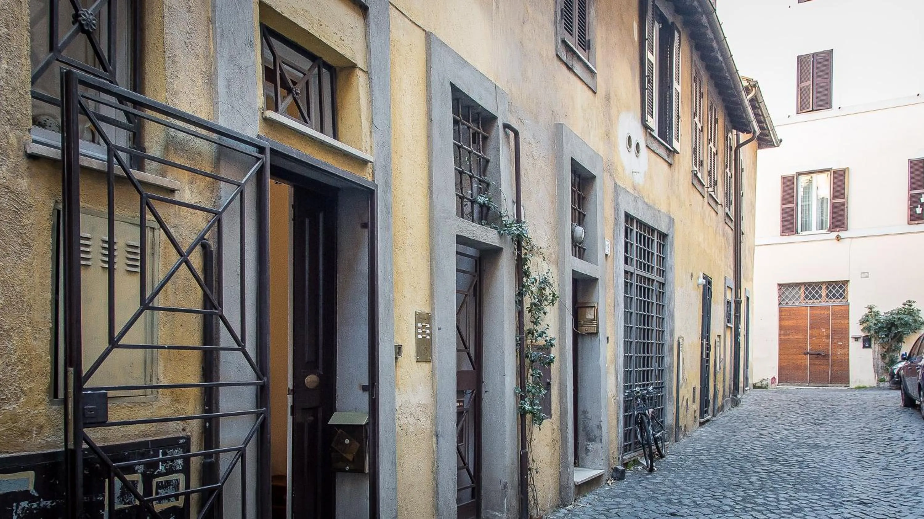 Facade/entrance in Rental in Rome Panieri Terrace