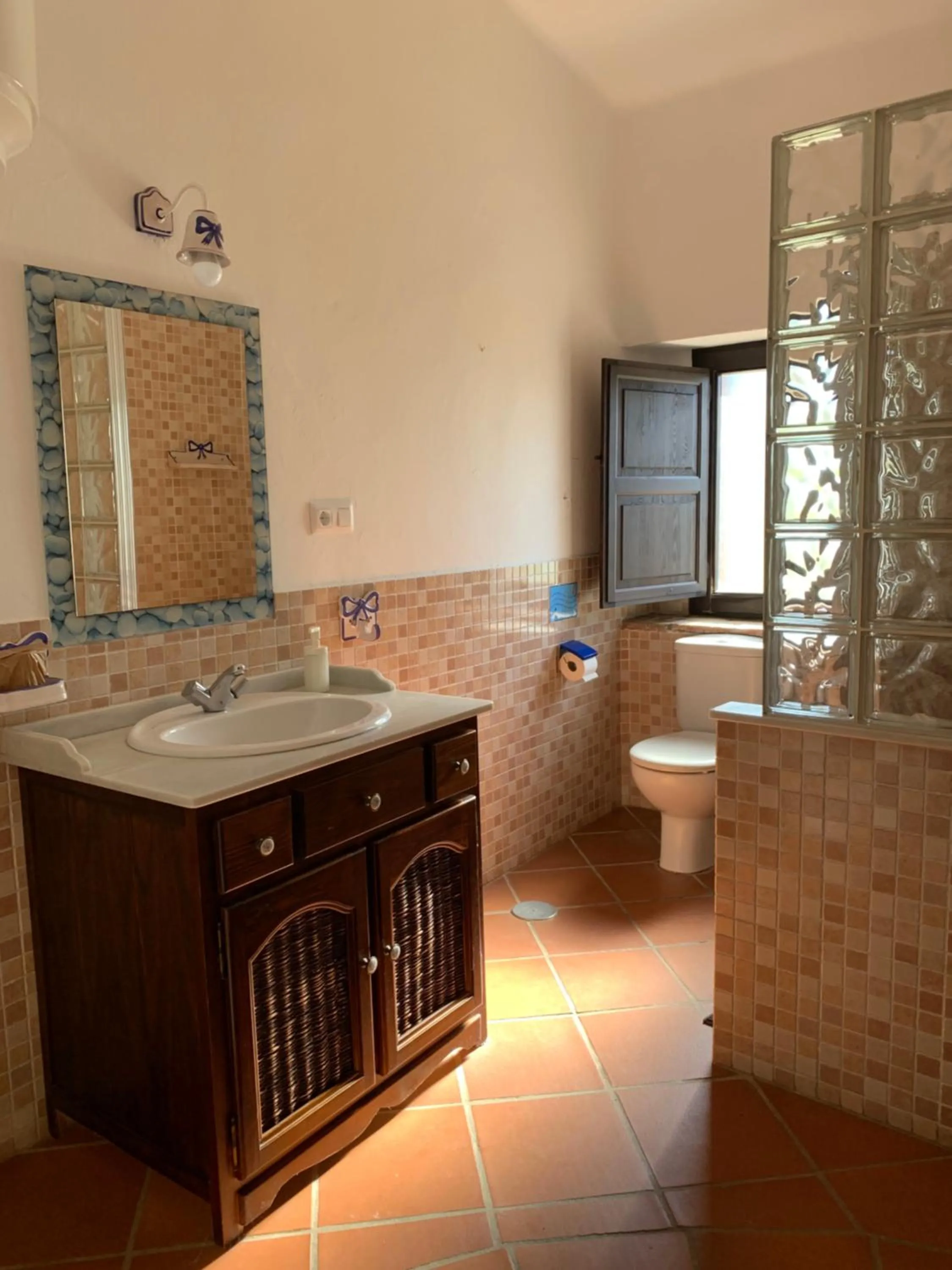 Shower in Molino El Mastral