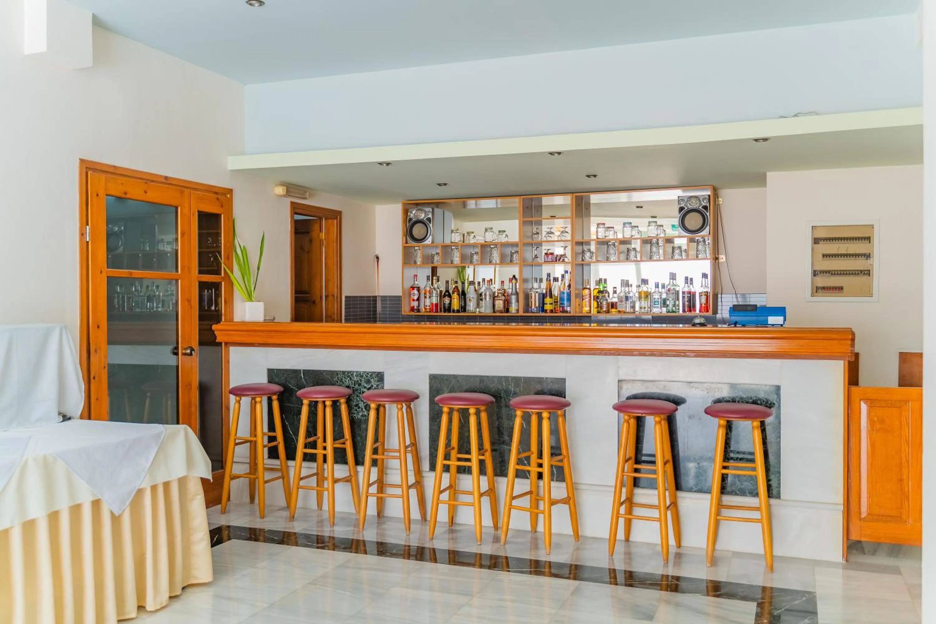 Lounge or bar in Matthias Hotel Apartments
