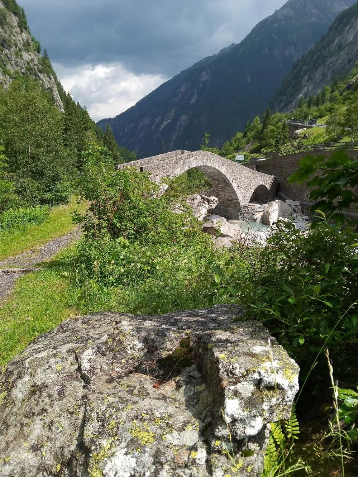 Nearby landmark in Gotthard Backpacker
