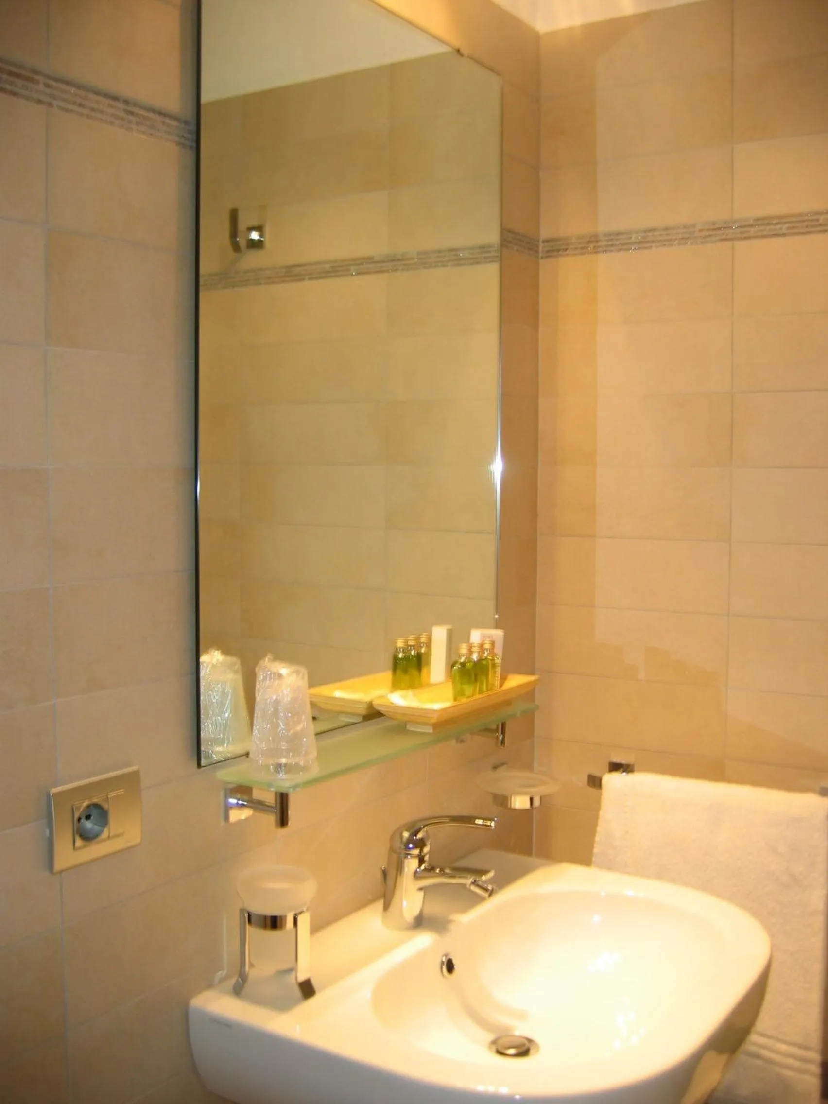 Bathroom in Hotel La Perla