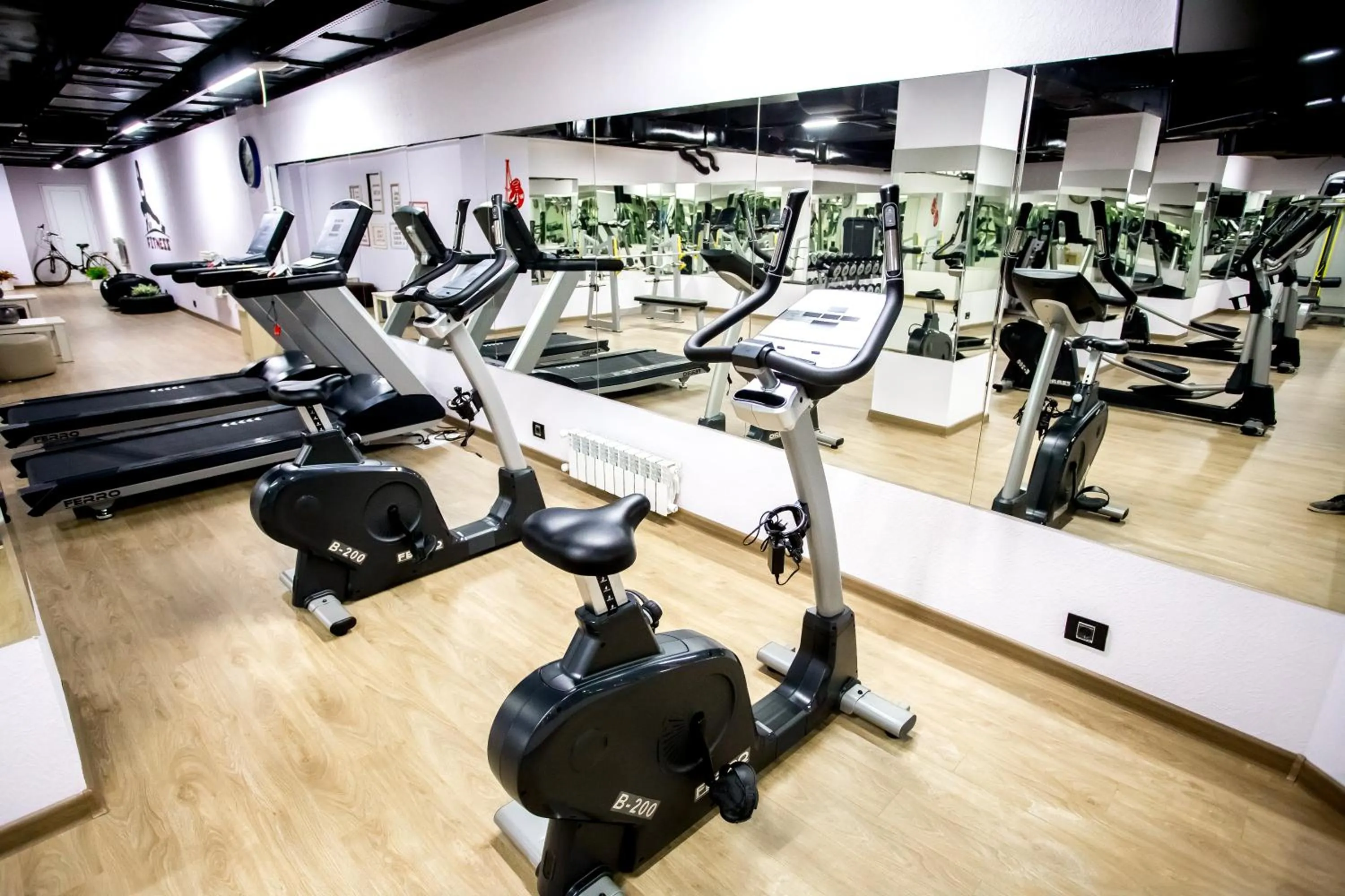 Fitness centre/facilities in West Shine Hotel