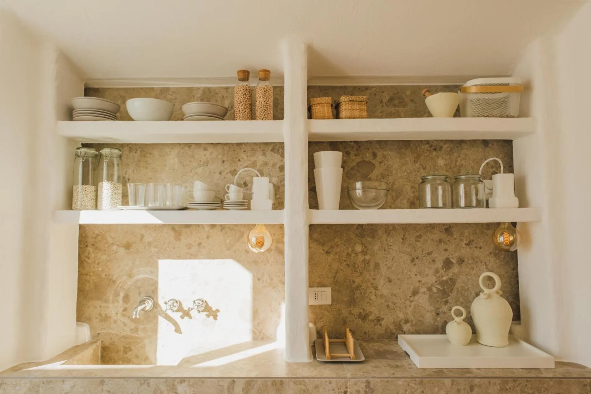 Decorative detail in Masseria Borgo Ritella