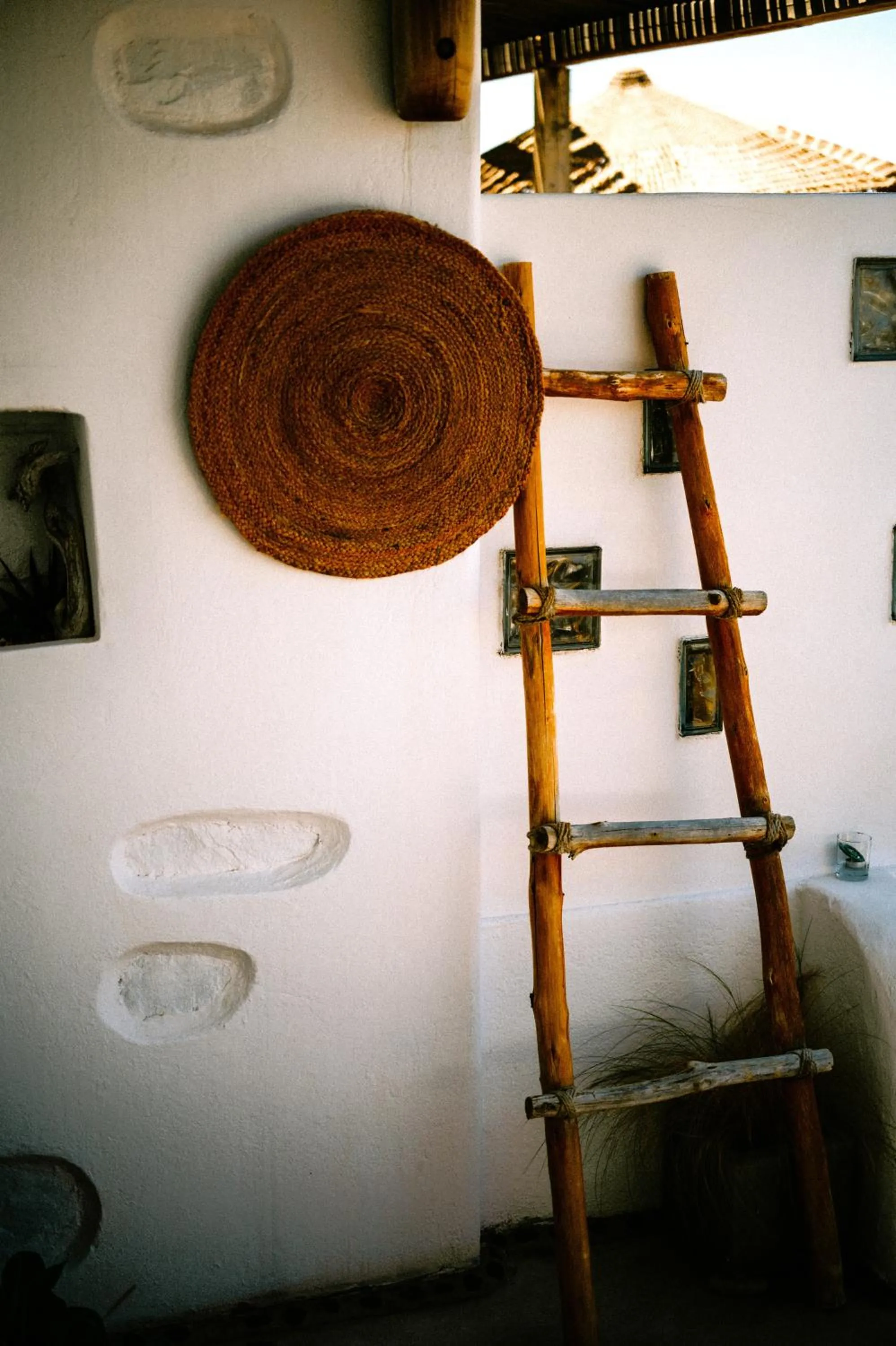 Decorative detail in Sea Side Studios & Houses