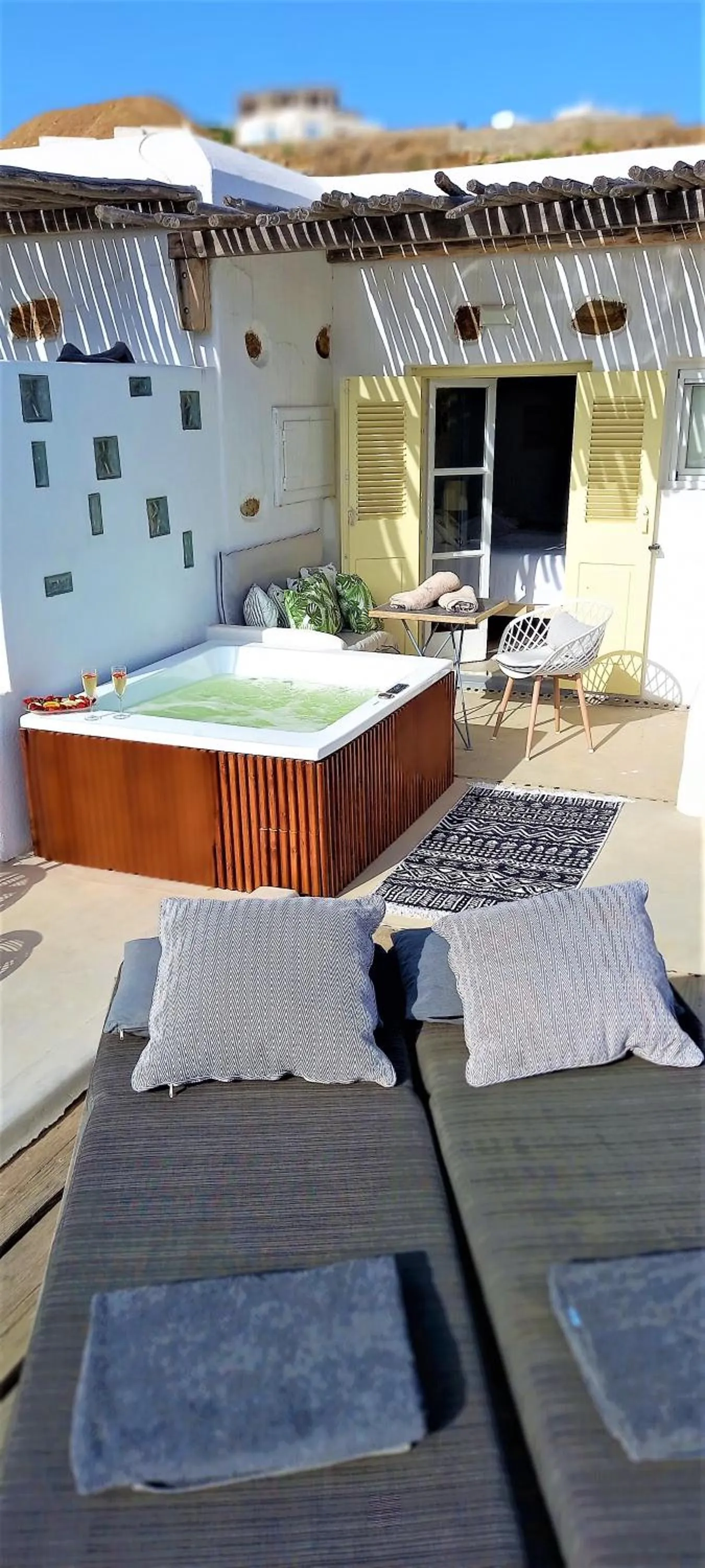 Property building in Sea Side Studios & Houses