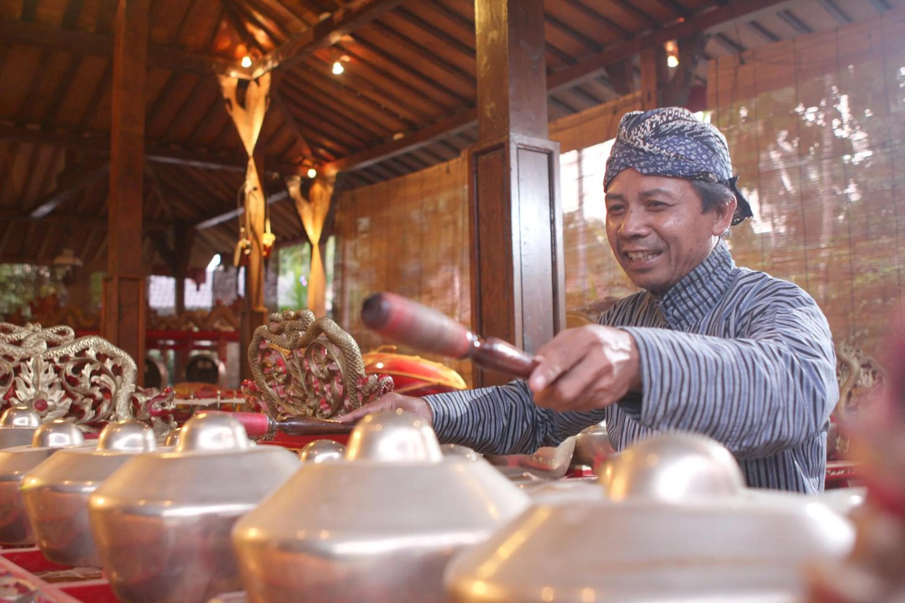 Evening entertainment in Jogloplawang Villa&Resort