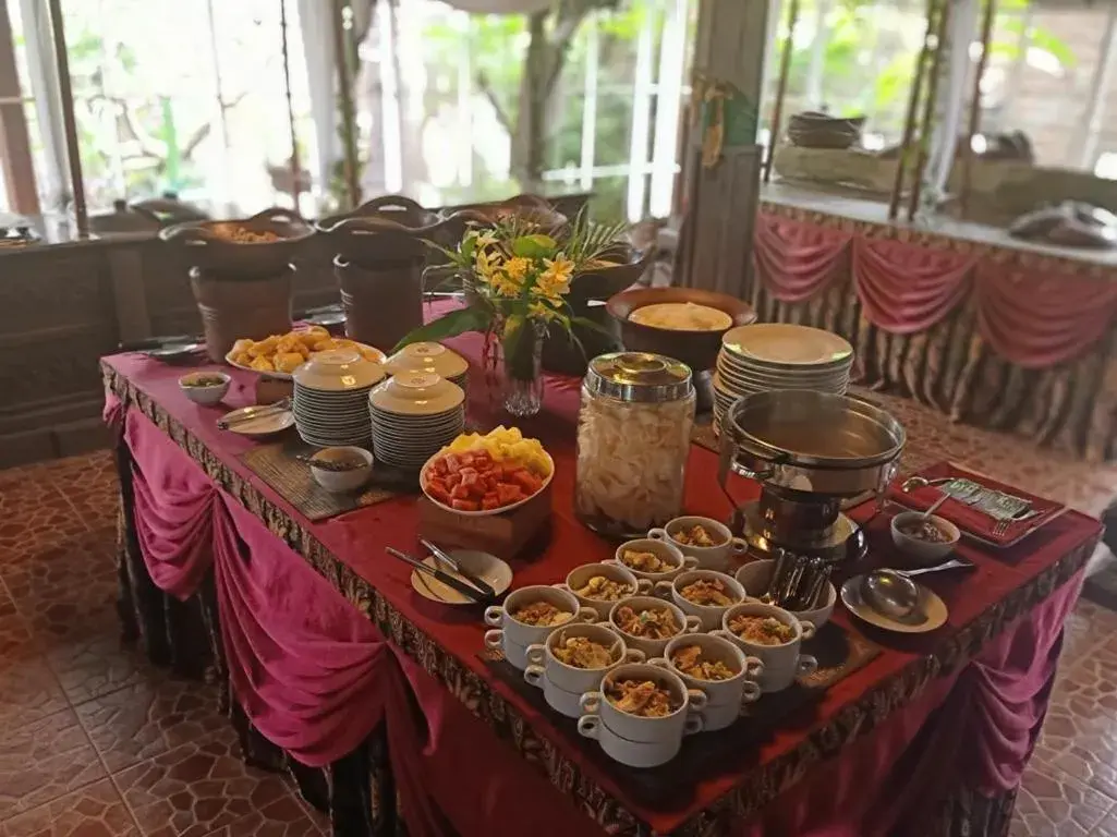 Breakfast in Jogloplawang Villa&Resort Breakfast in Jogloplawang Villa&Resort