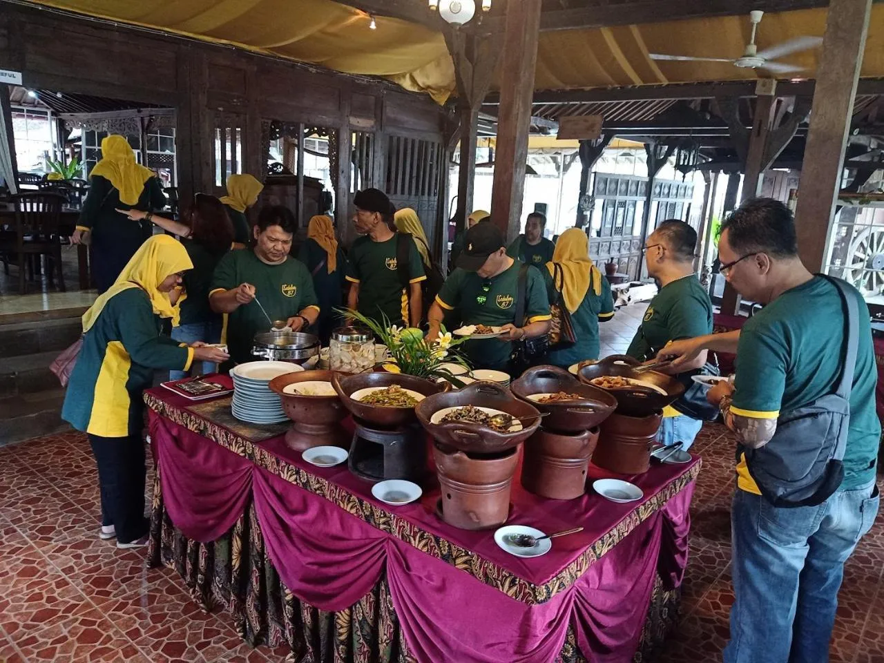 Breakfast in Jogloplawang Villa&Resort
