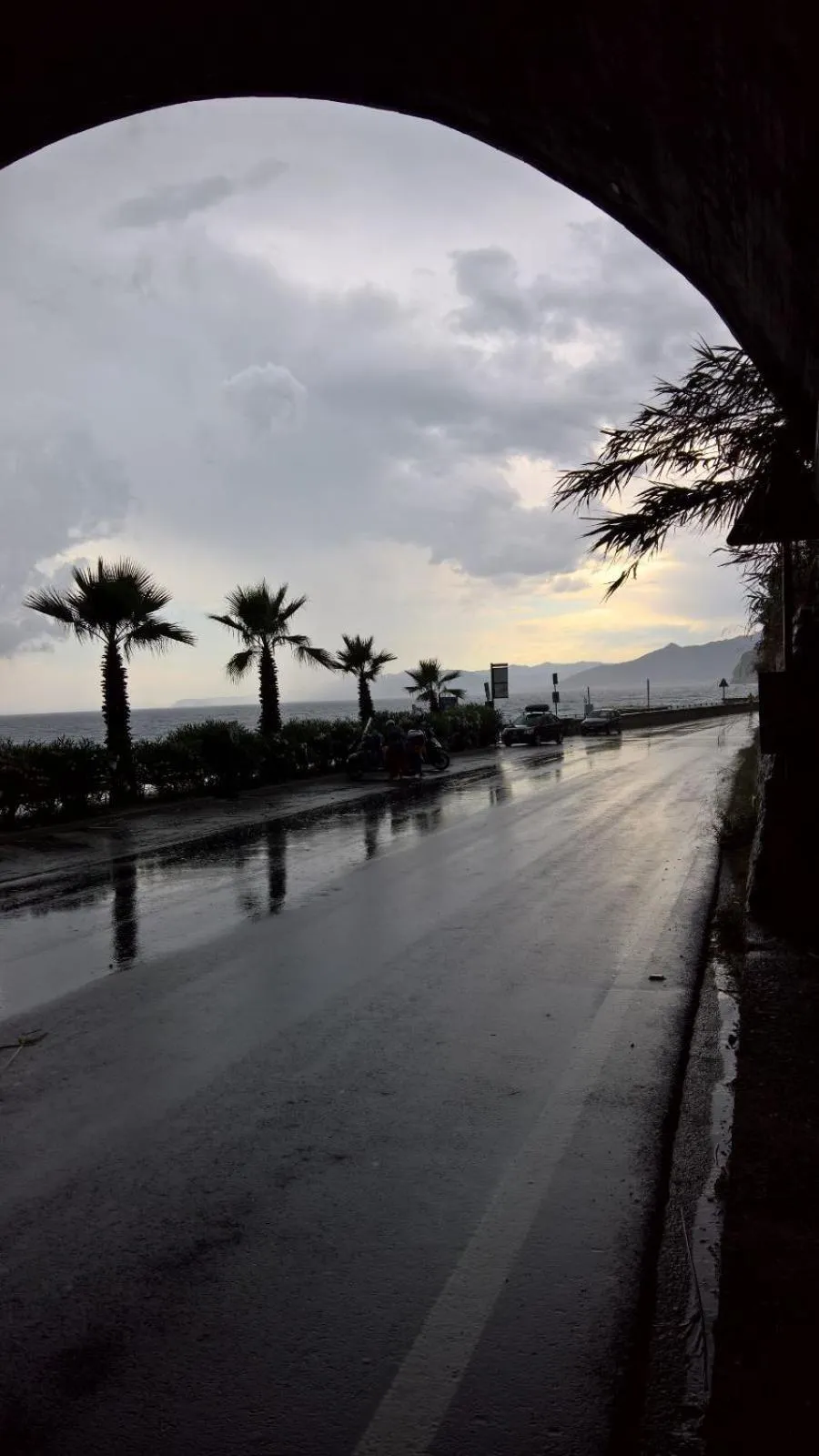 Beach in Il Pozzo e il Melograno