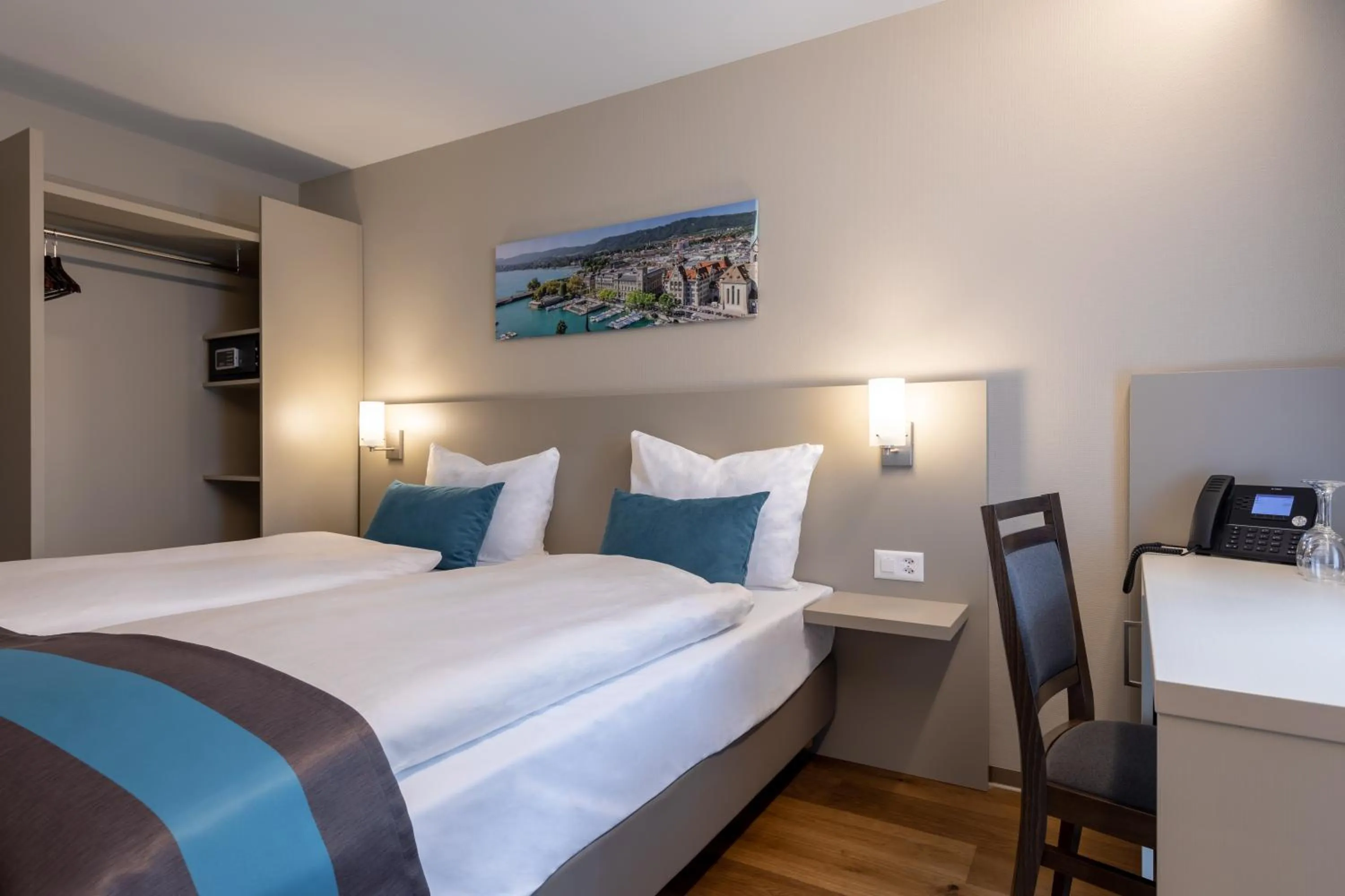 Bed in Trip Inn Zurich Hotel