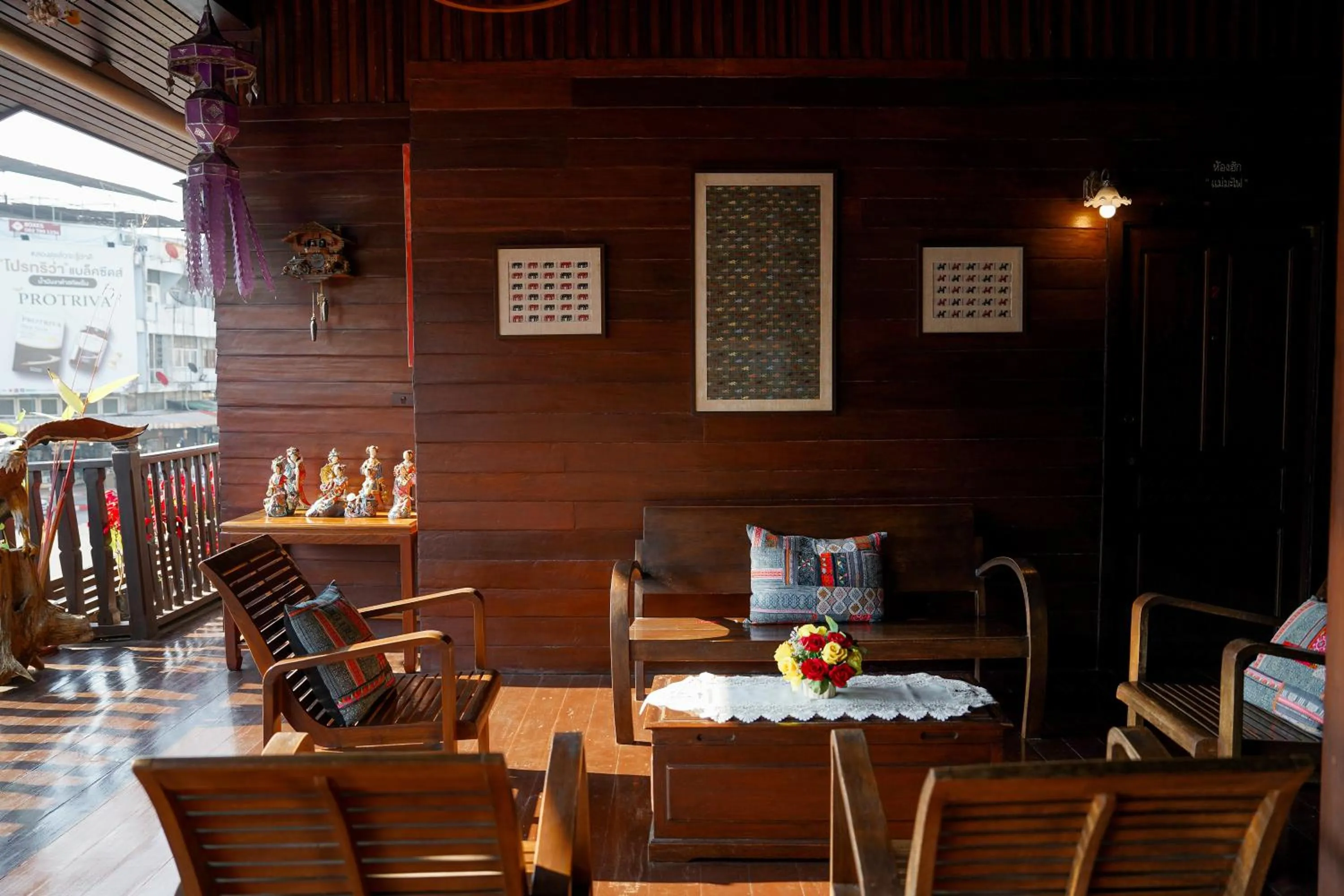 Seating area in Pukha Nanfa Hotel