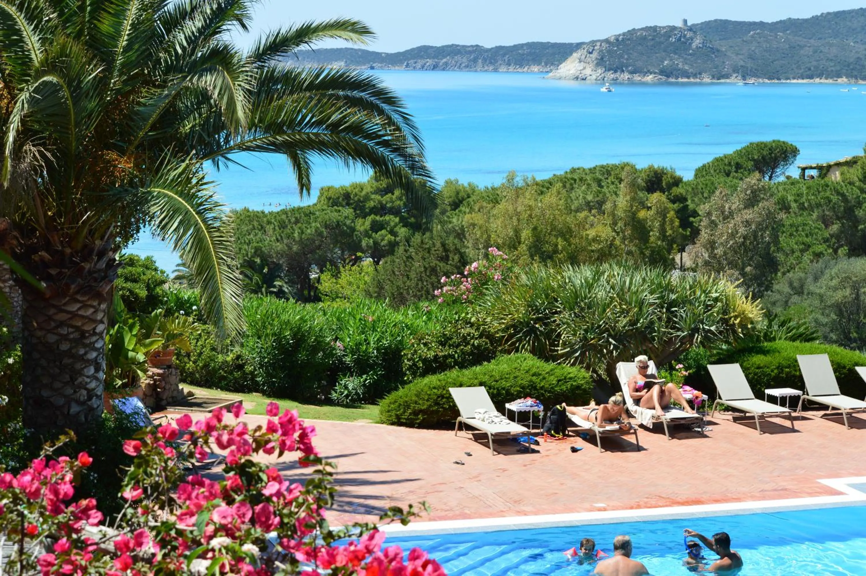 Swimming pool in Residence Fenicia