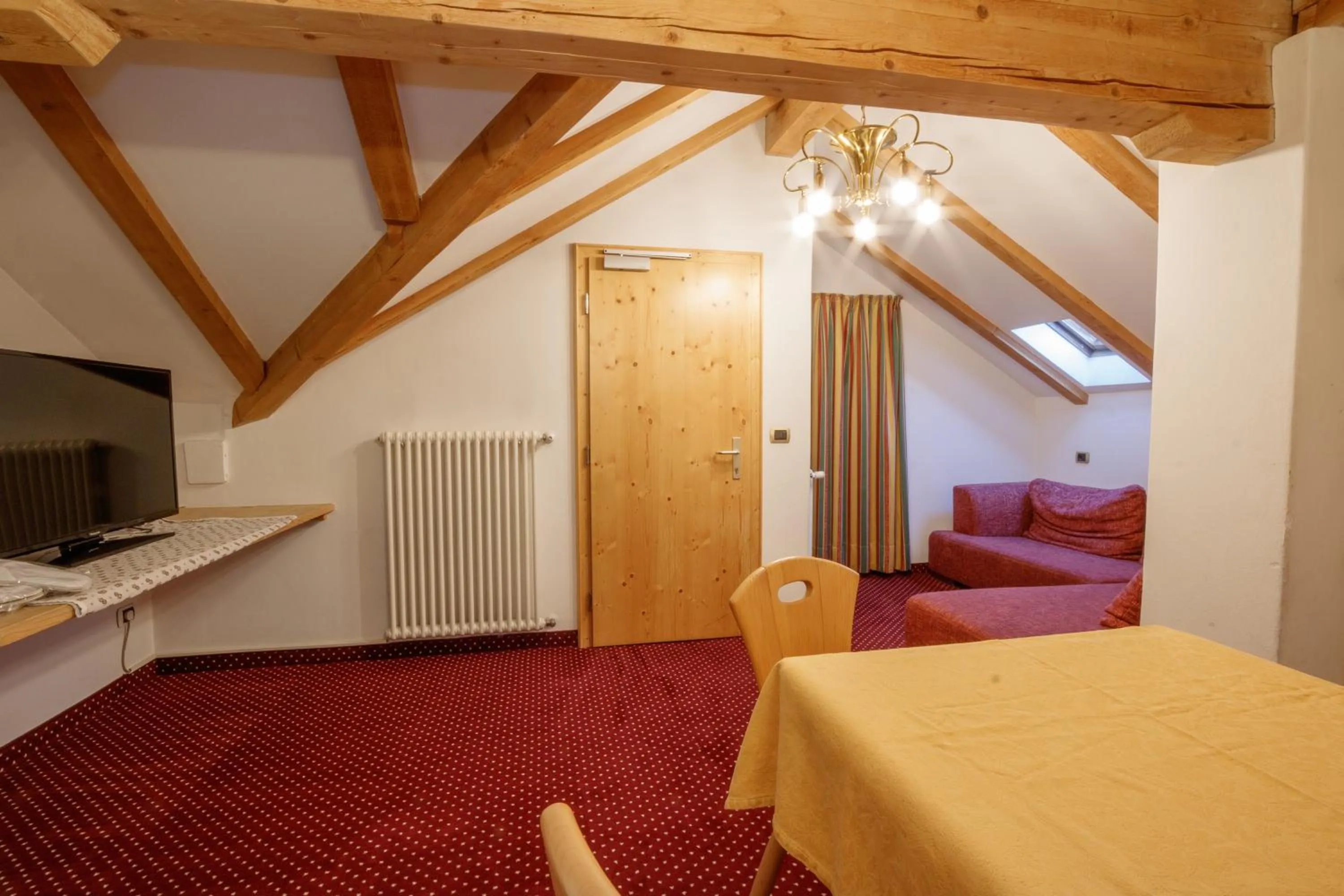Photo of the whole room, Bed in Hotel Garni Snaltnerhof