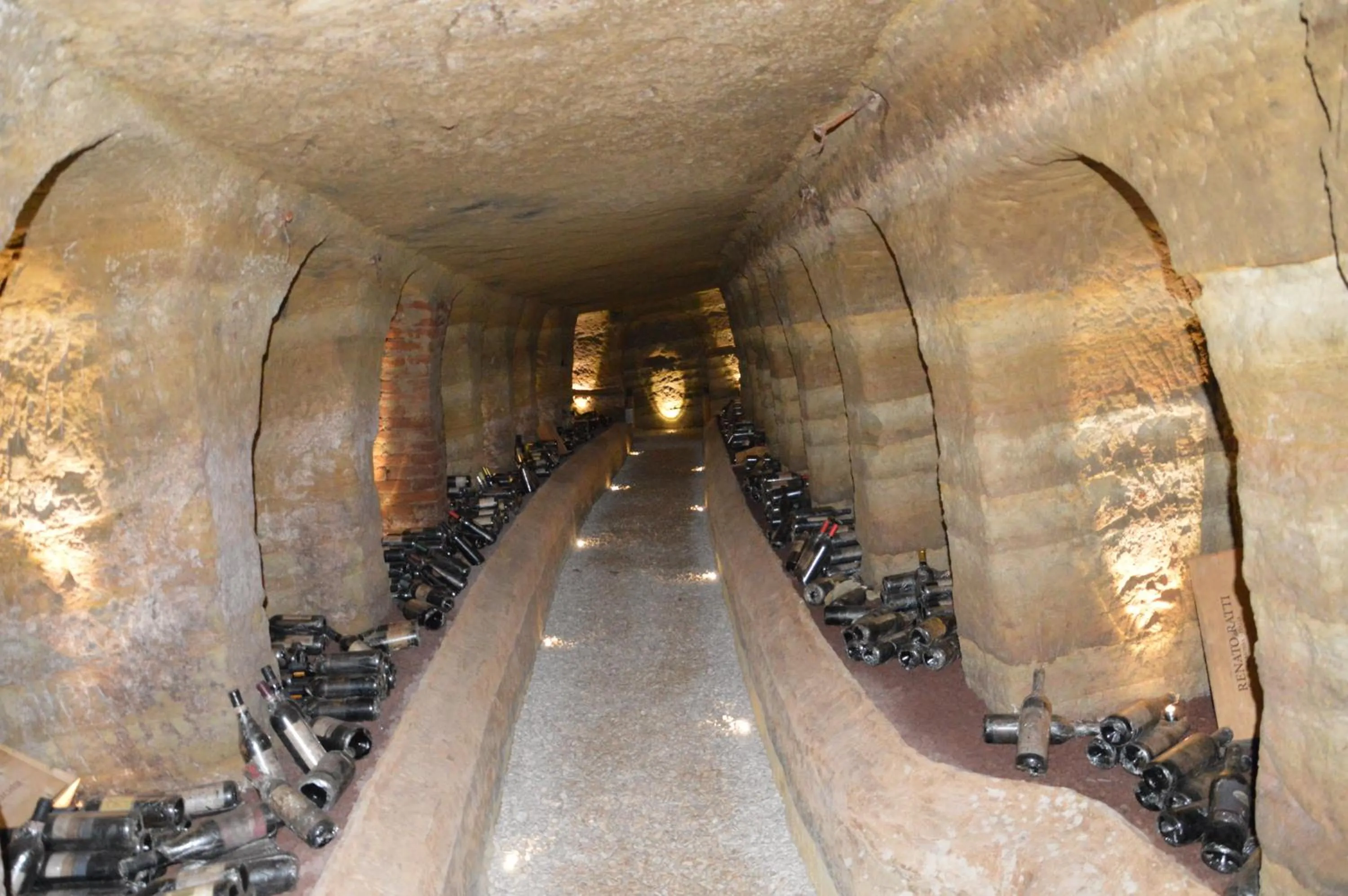 Alcoholic drinks in Albergo Castiglione Langhe