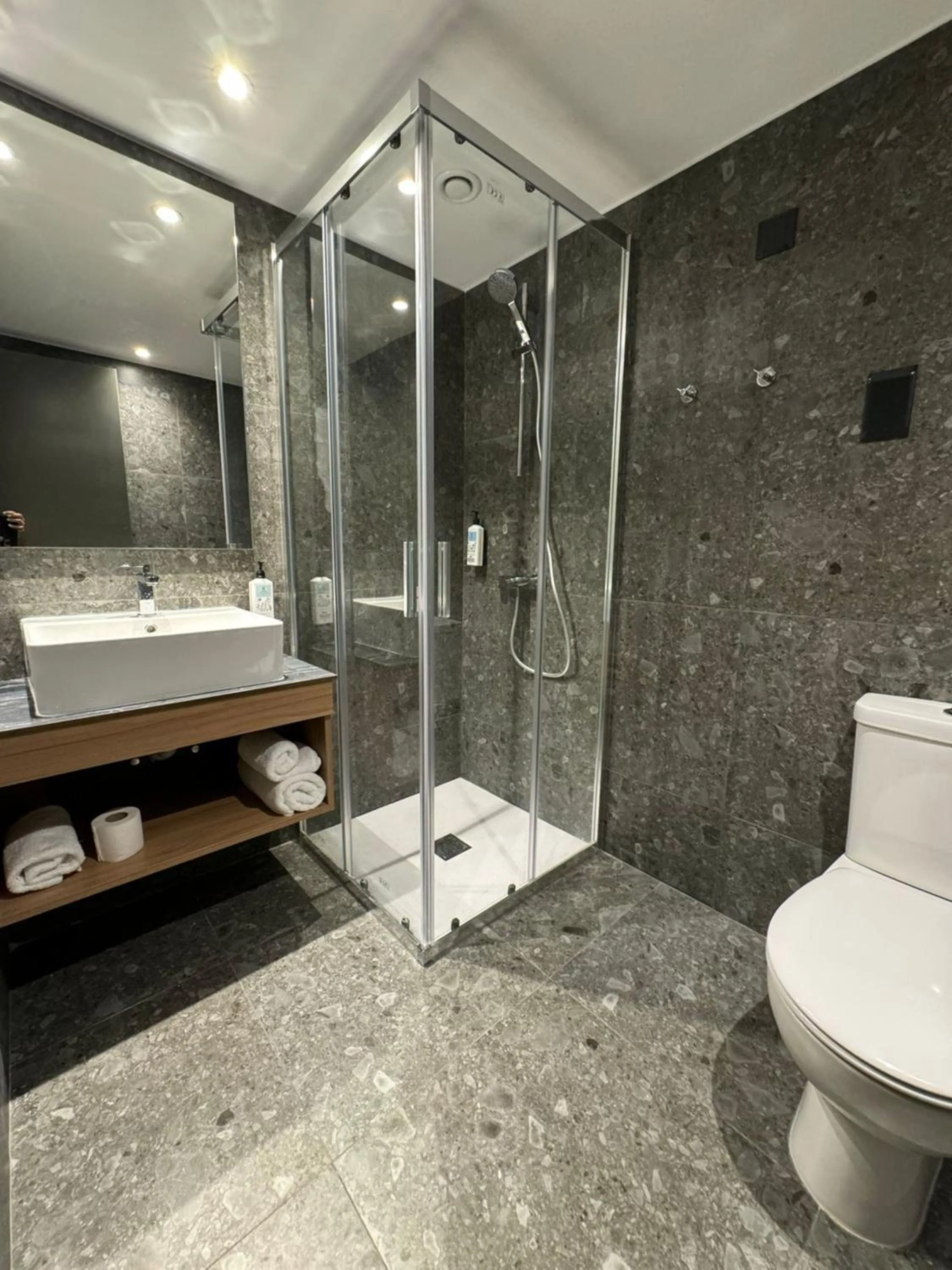 Bathroom in Sunflower Hotel Apartments