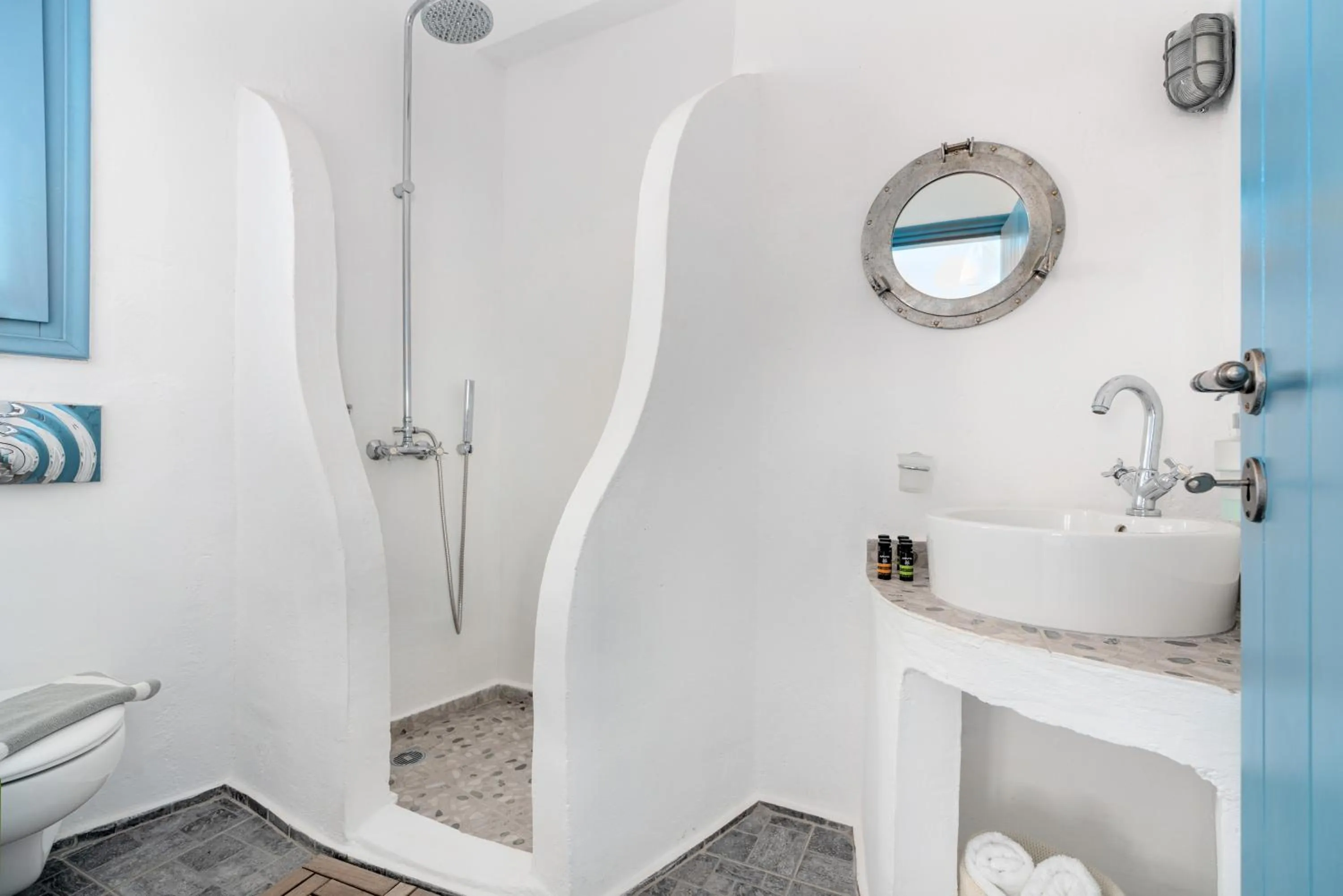 Shower in Castellano Village