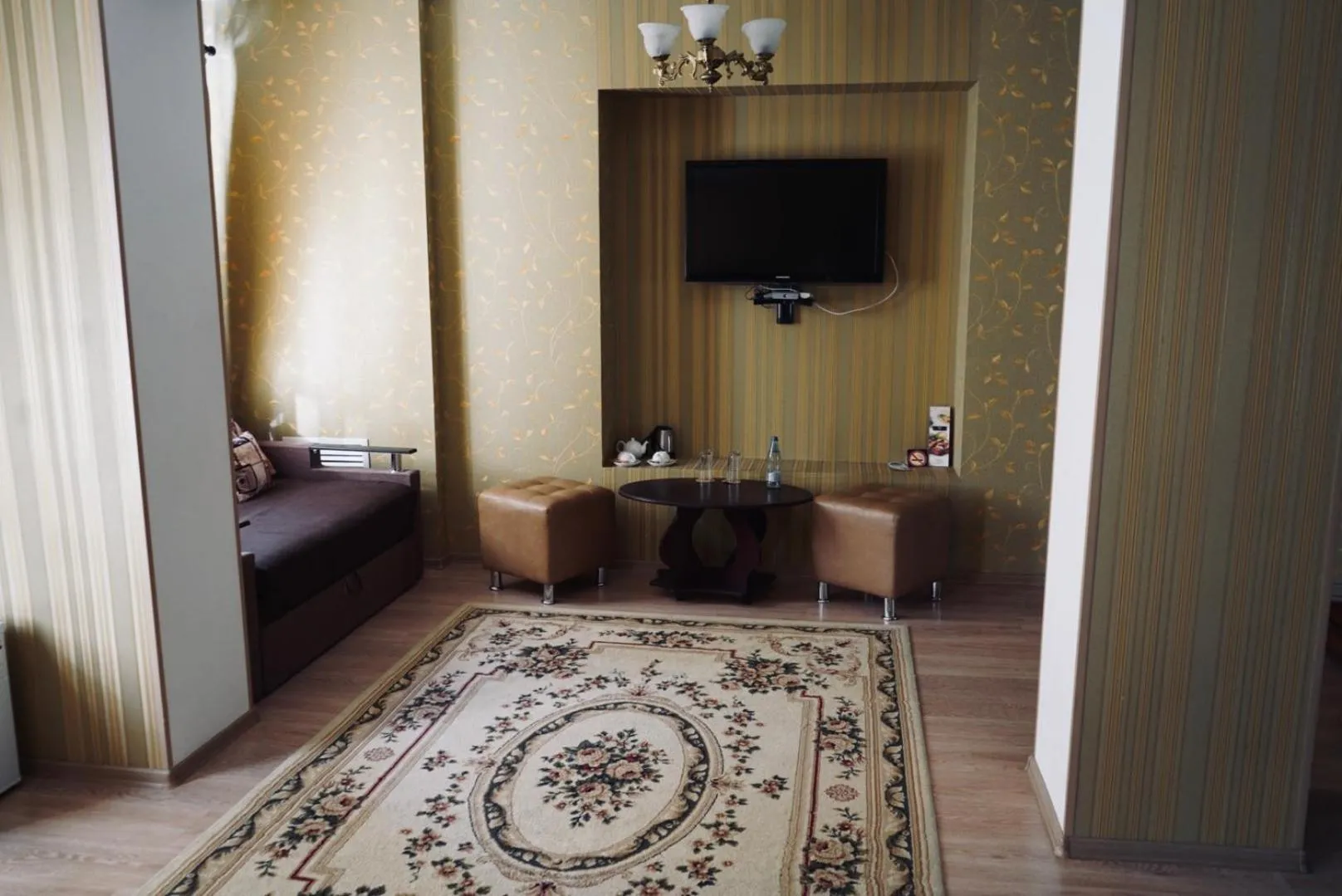 Bed in Evropeyskiy
