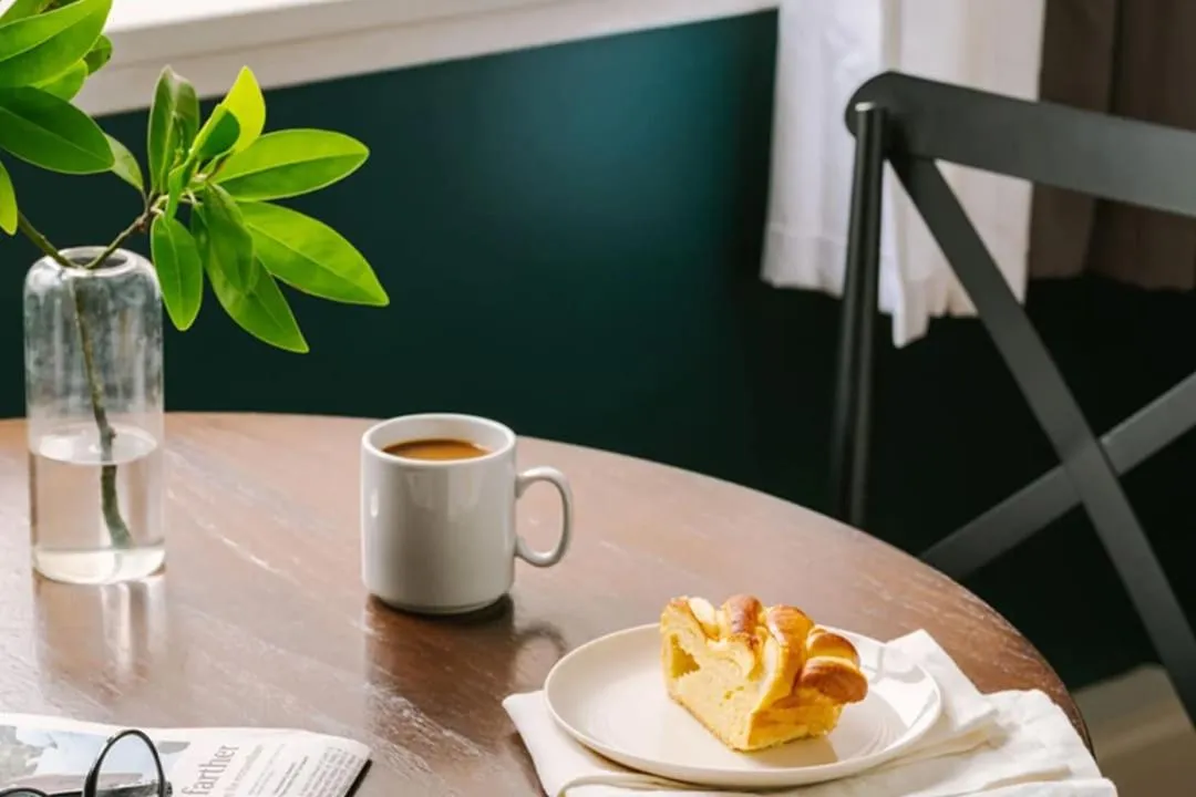 Roami at Duncan Plaza