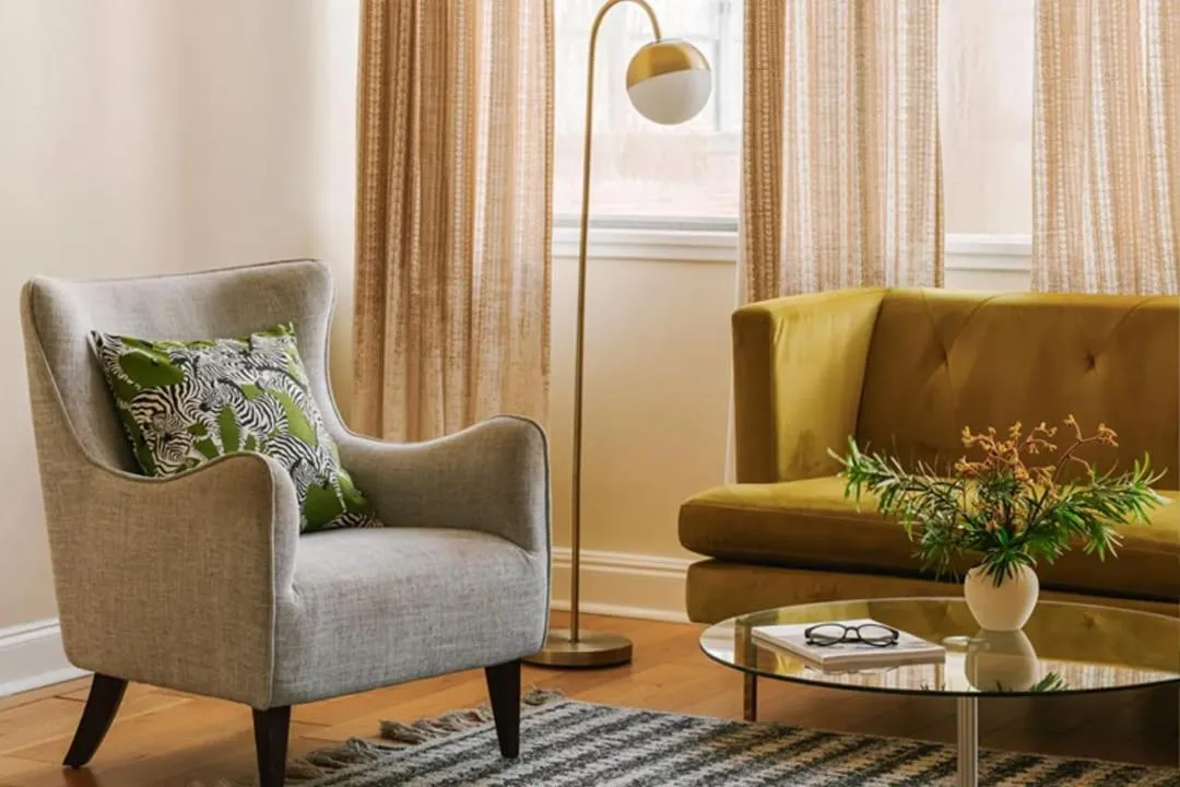 Roami at Duncan Plaza