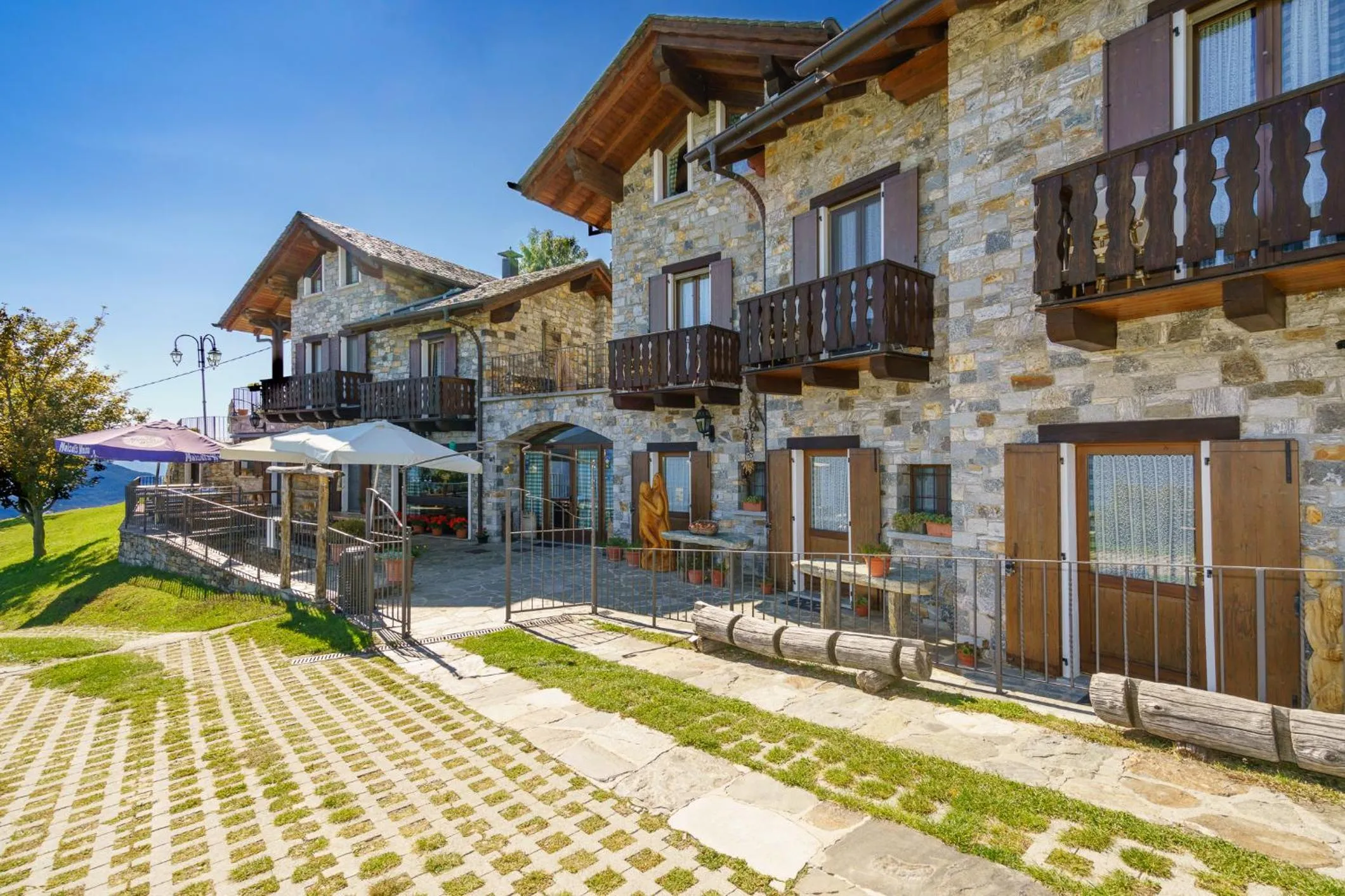 Property building in Agriturismo Giacomino