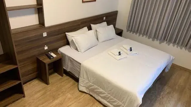 Double Room with Air Conditioning (1 Double bed) - single occupancy in Hotel Pousada São Lourenço Double Room with Air Conditioning (1 Double bed) - single occupancy in Hotel Pousada São Lourenço