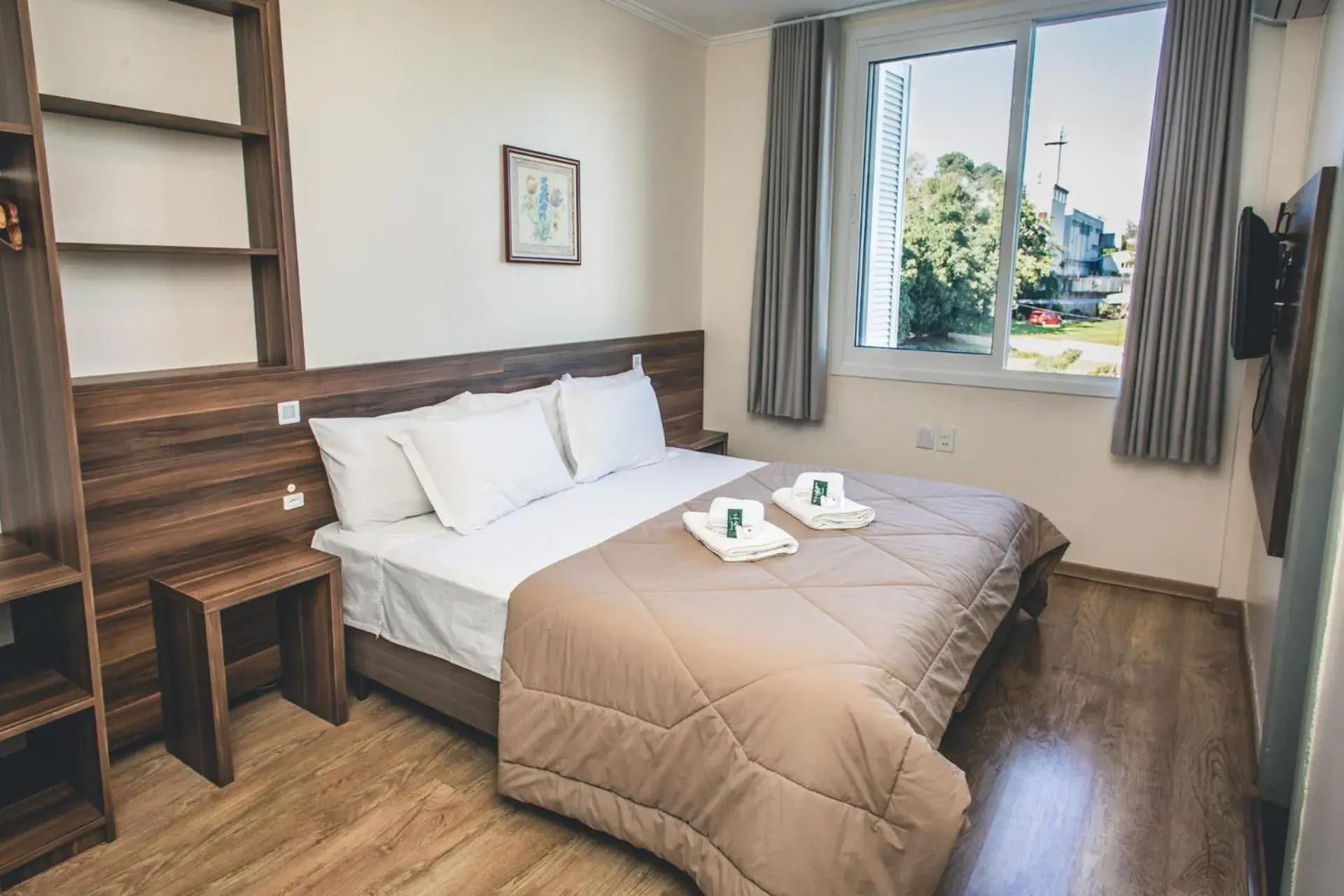 Double Room with Air Conditioning (1 Double bed) - single occupancy in Hotel Pousada São Lourenço Double Room with Air Conditioning (1 Double bed) - single occupancy in Hotel Pousada São Lourenço