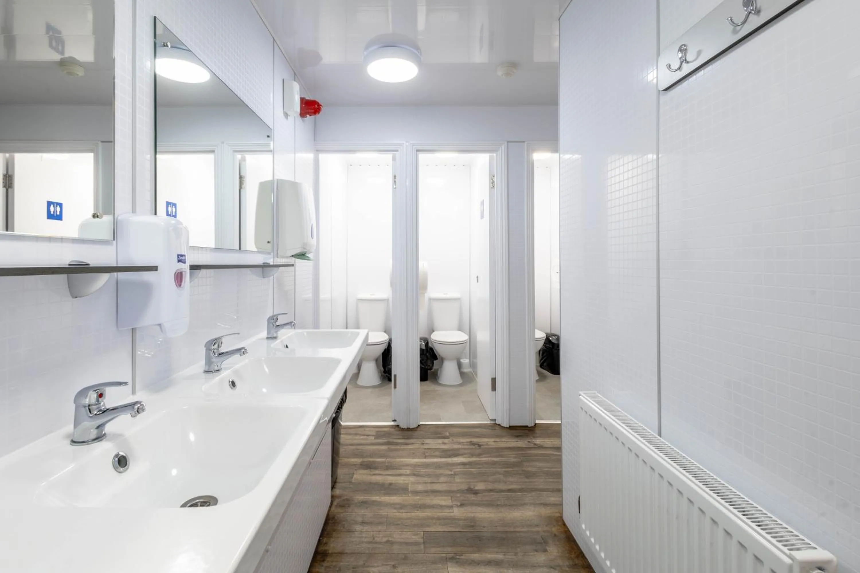 Bathroom in Palmers Lodge Swiss Cottage