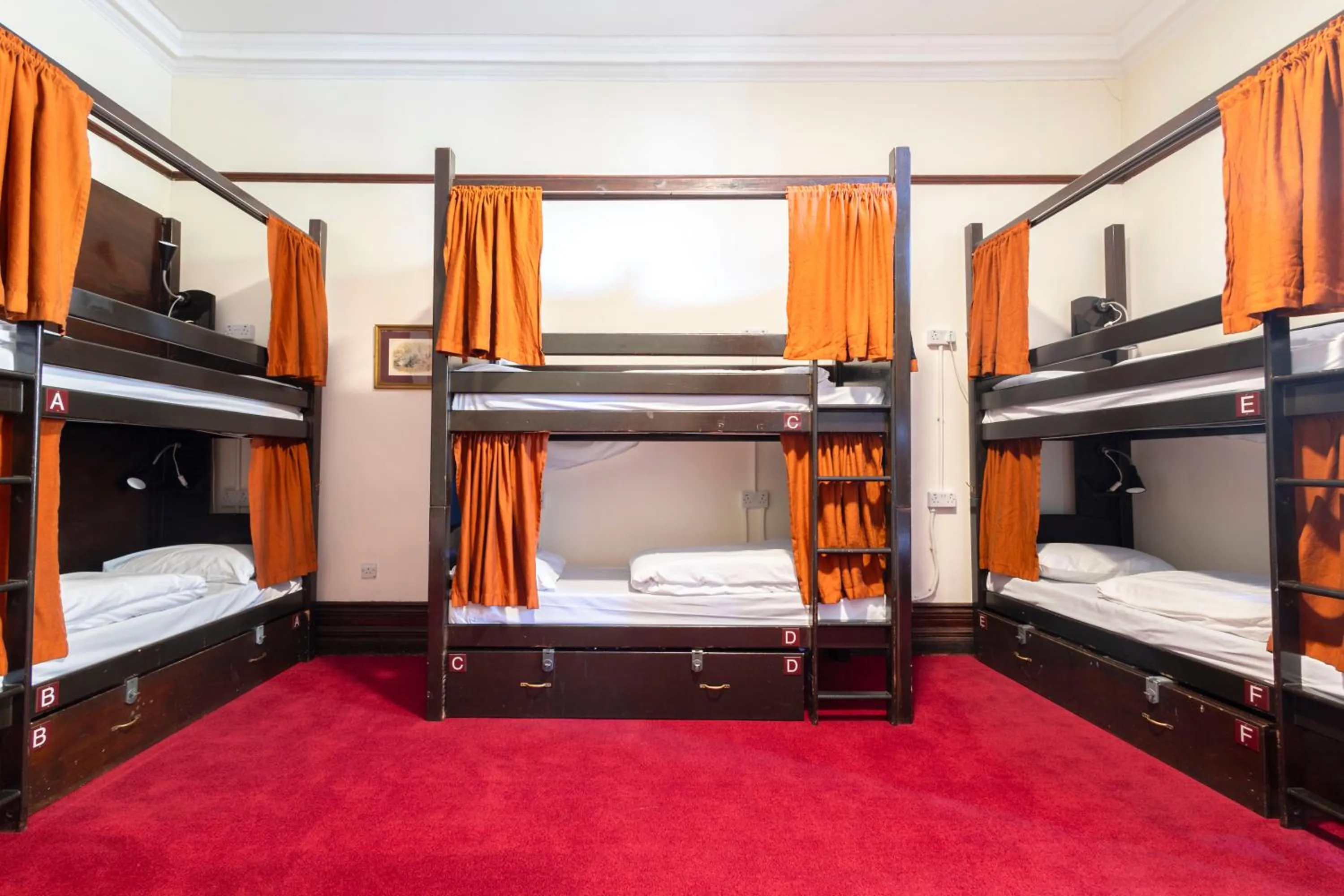 Bed in Palmers Lodge Swiss Cottage