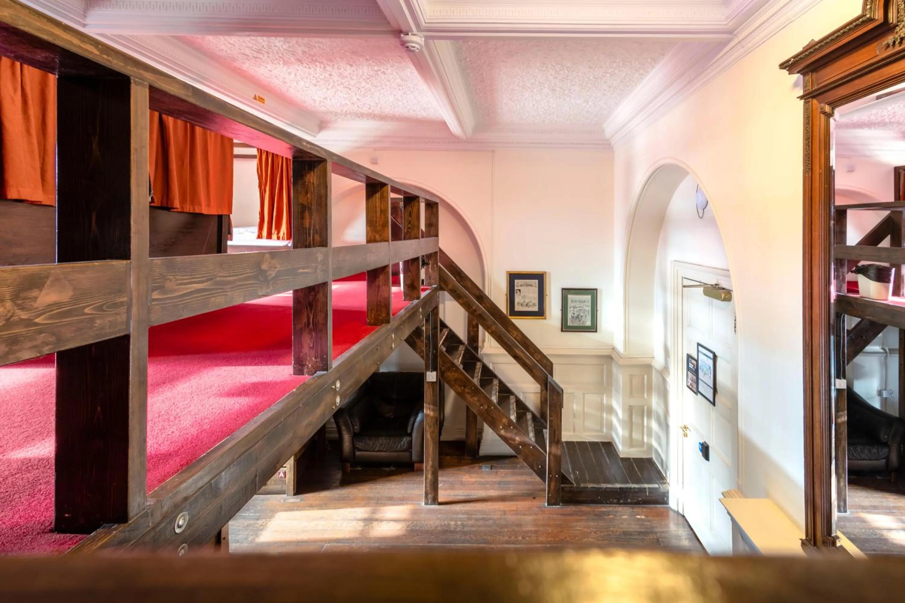 bunk bed in Palmers Lodge Swiss Cottage