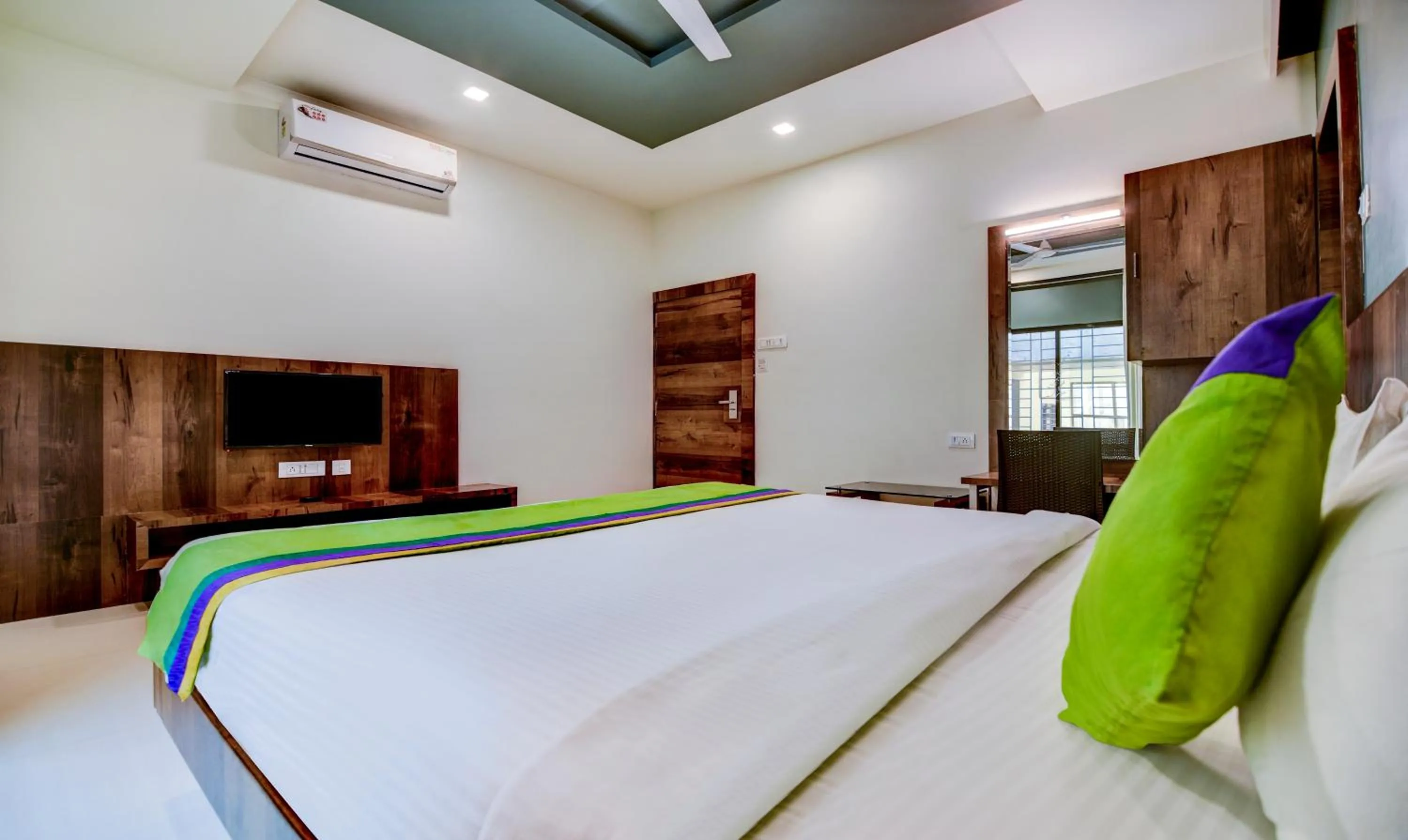Bedroom, Bed in Treebo Shree Sai Suites