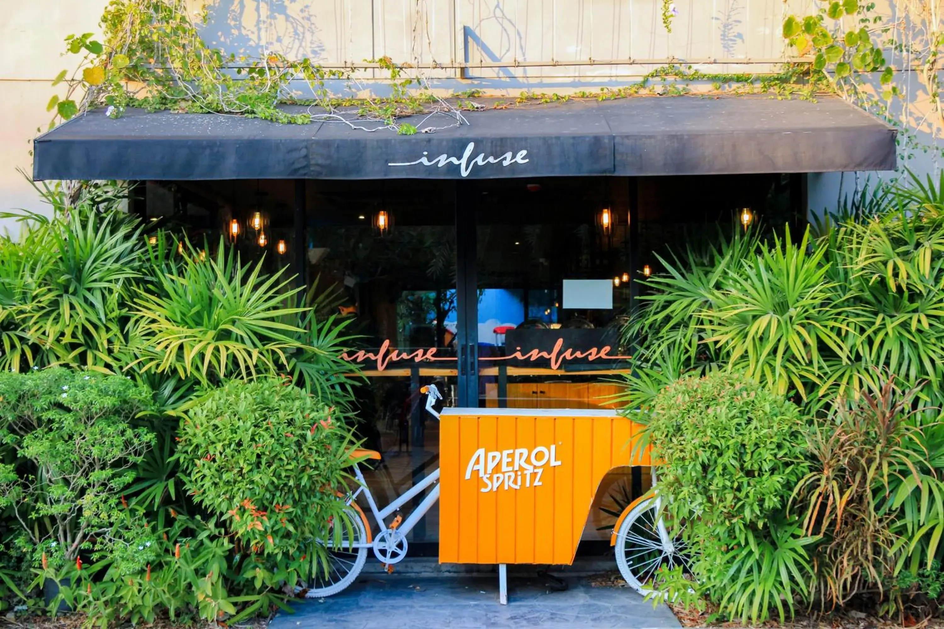 Restaurant/places to eat in Diamond Resort Phuket Official Account Restaurant/places to eat in Diamond Resort Phuket Official Account