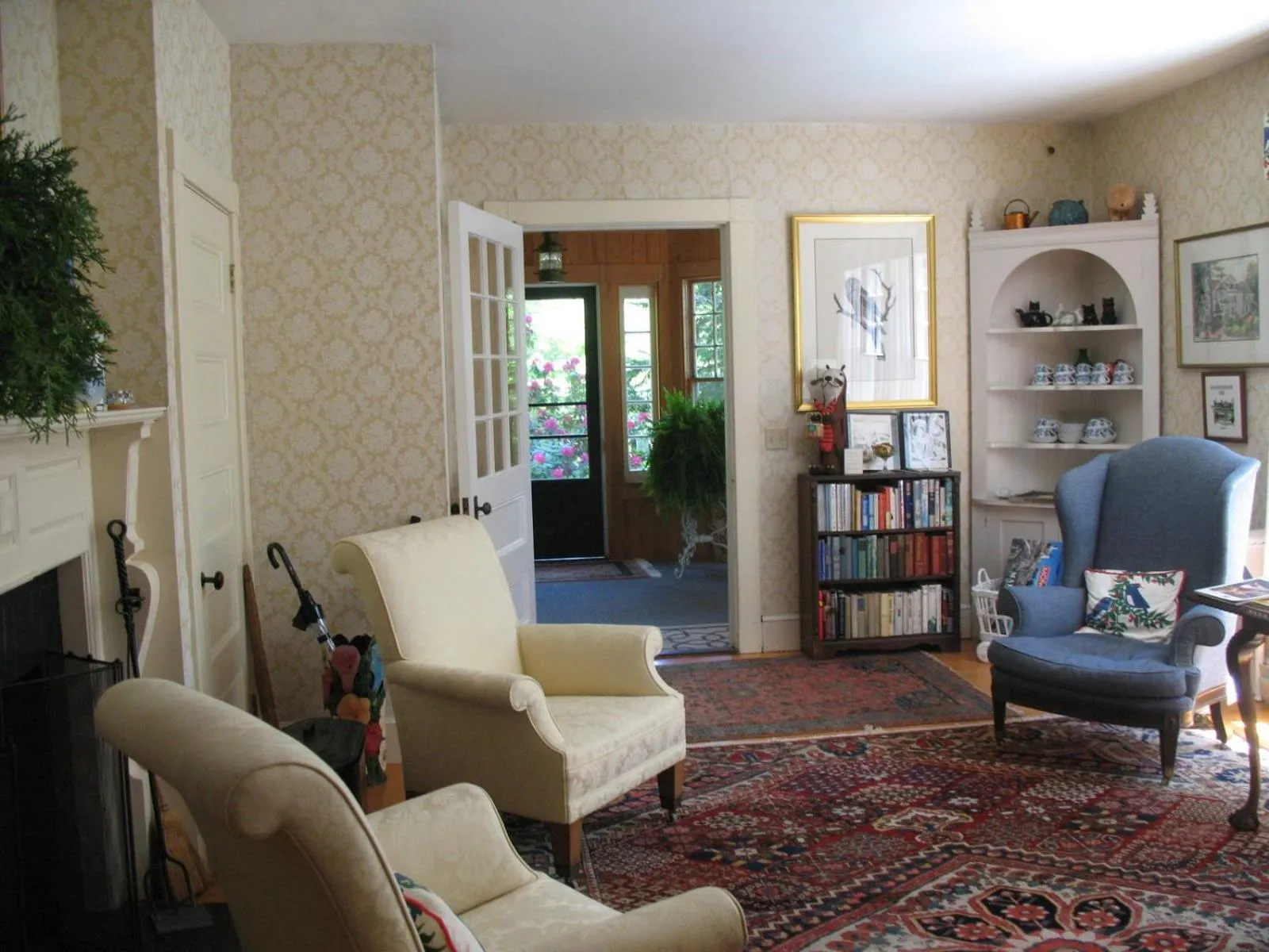 Living room in Harbourside Inn