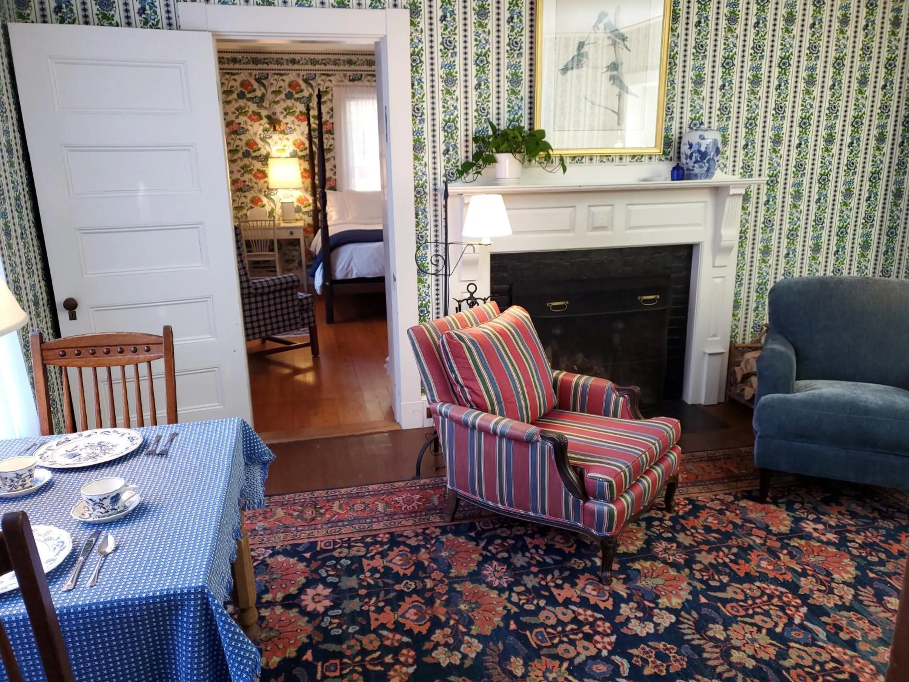 Living room in Harbourside Inn