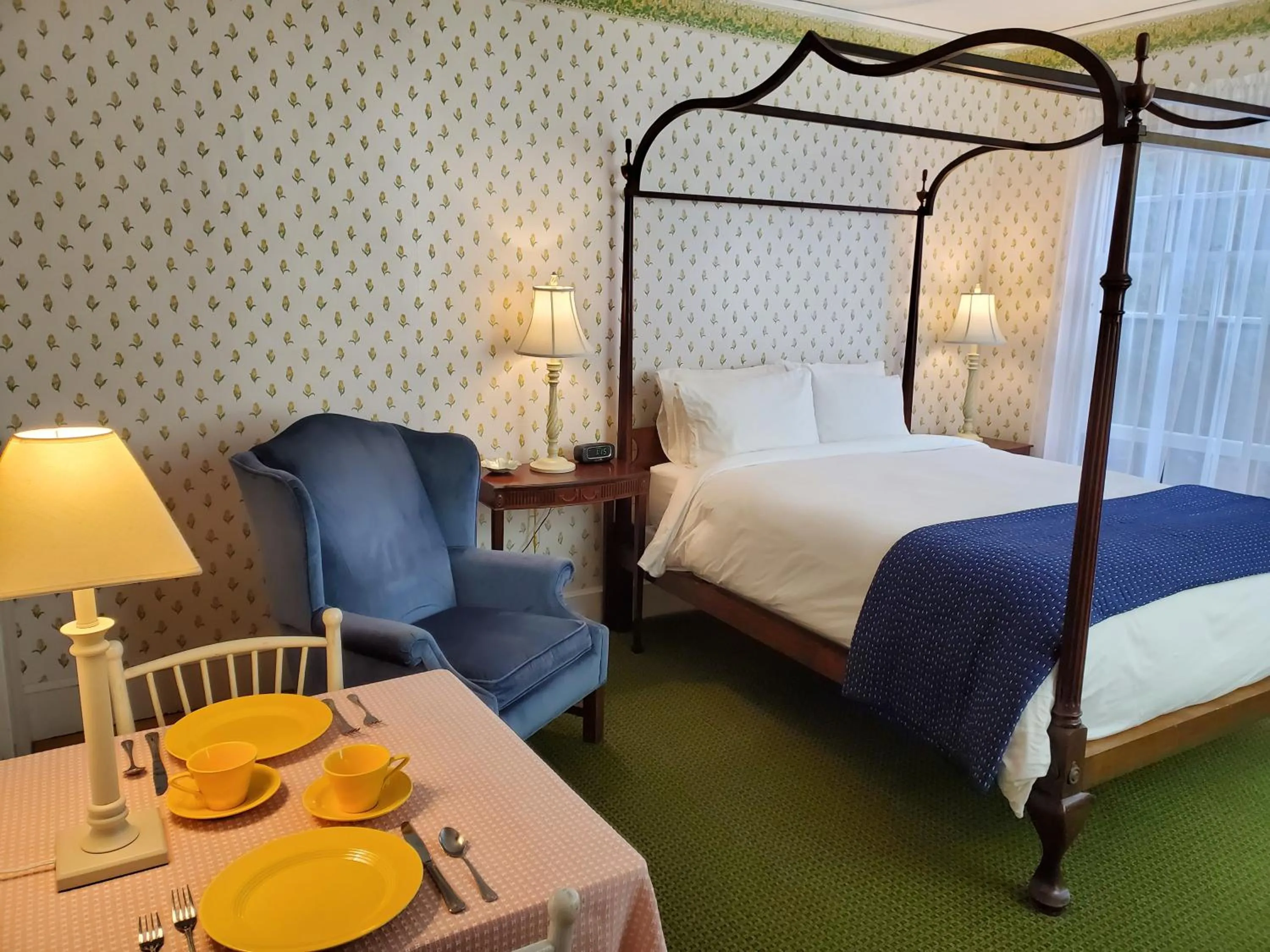 Bedroom, Bed in Harbourside Inn